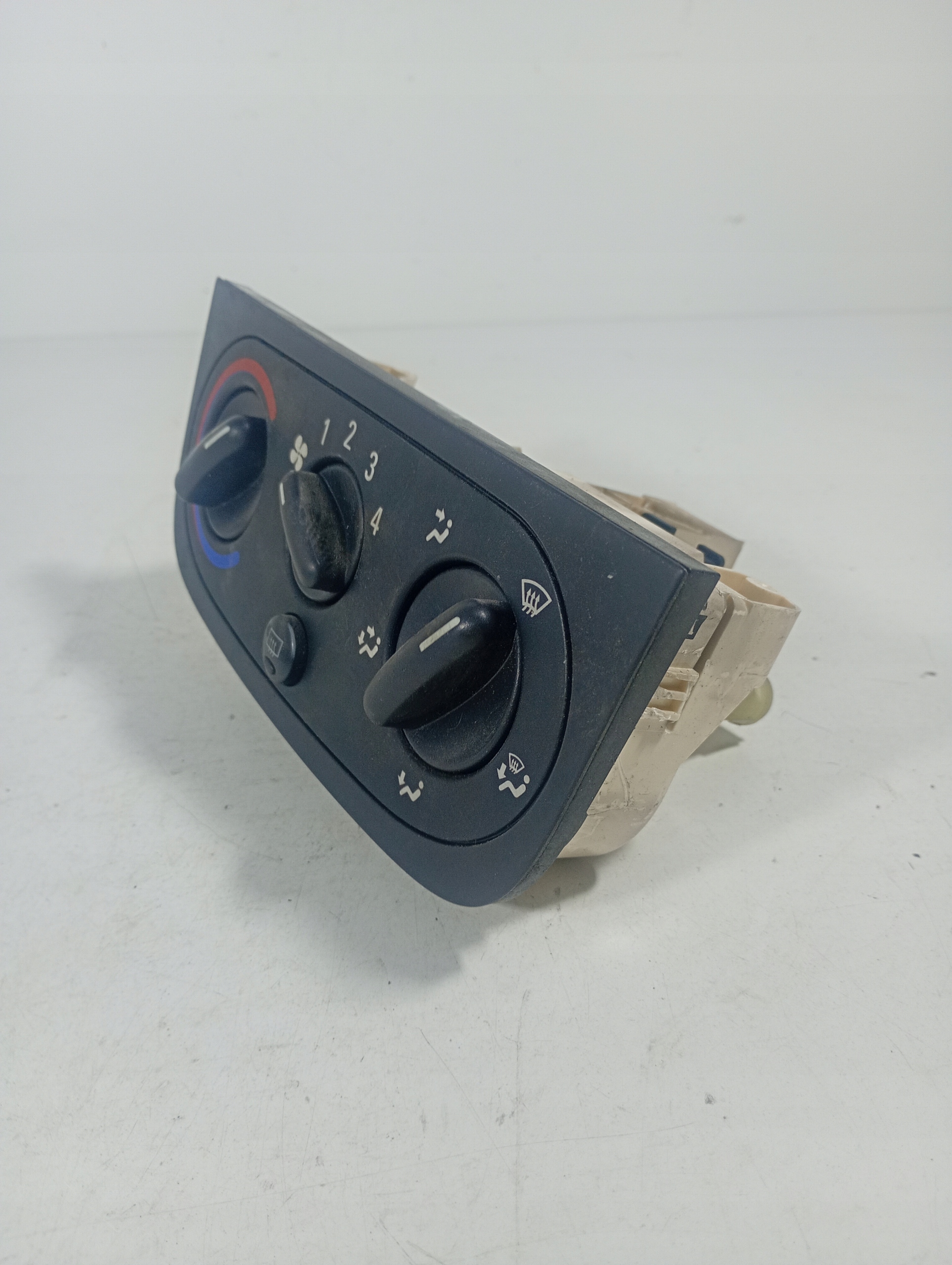 Opel Corsa C 00-06 switch switch PANEL air conditioning devices OGRZEWANIA OE 031108X