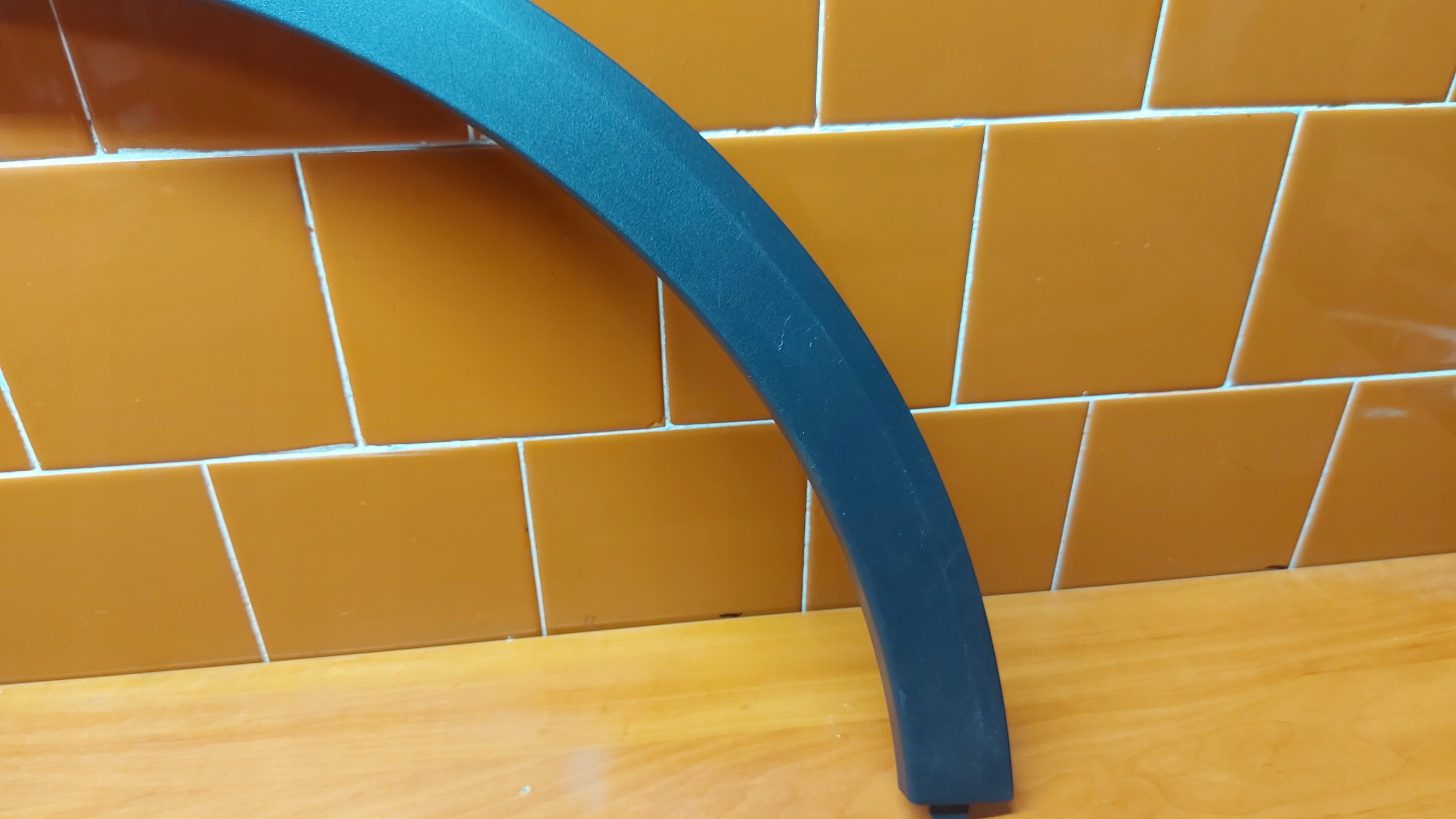 moulding cap of a fender right right front MG MARVEL