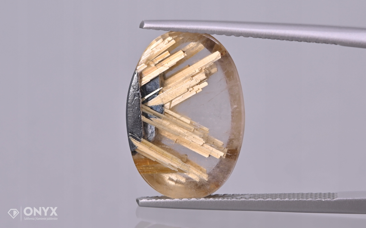 Křemen s rutilem mělký ovál 16,5x11,5 mm