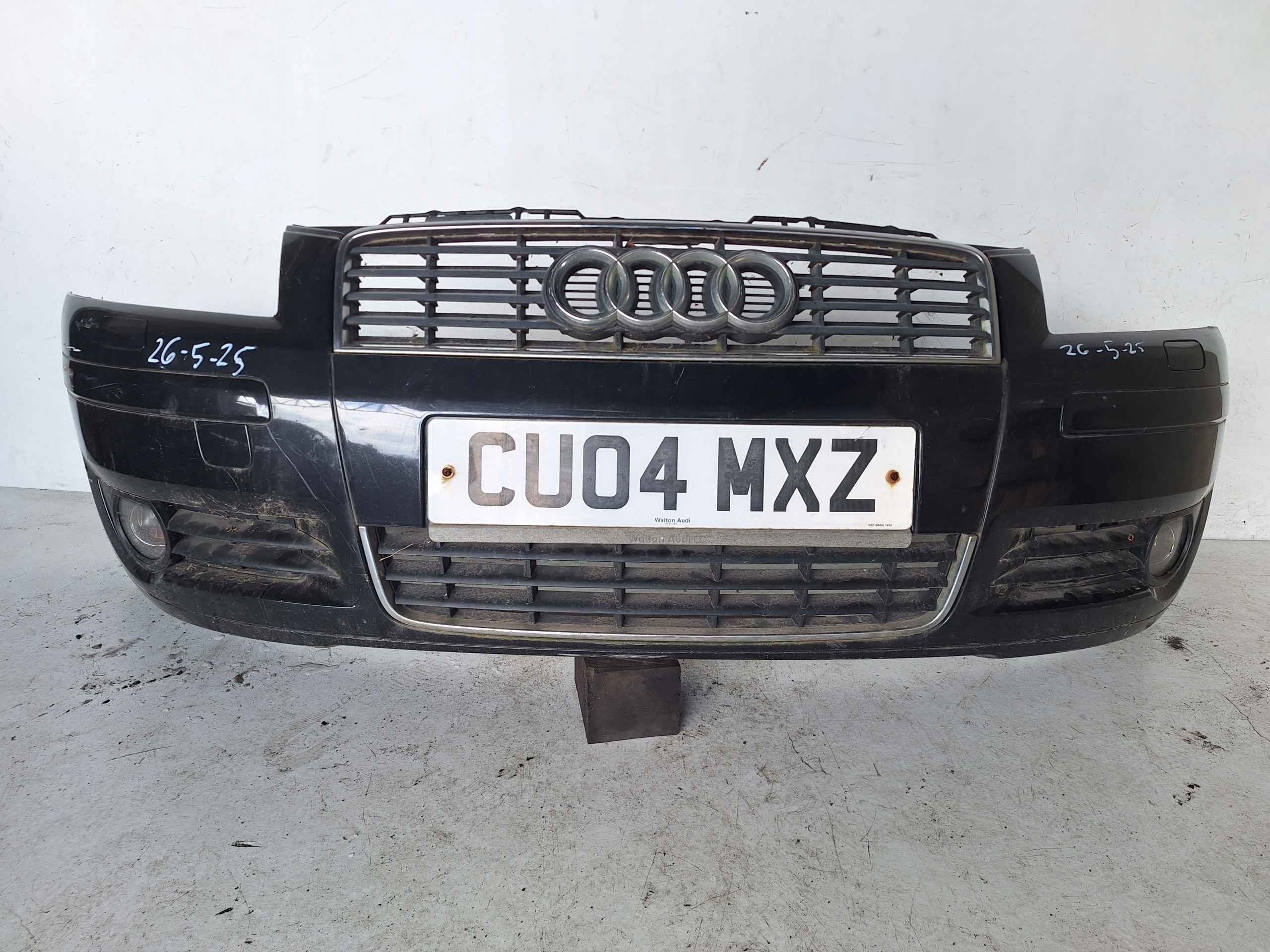 AUDI A3 8P 03-05 bumper + XENON