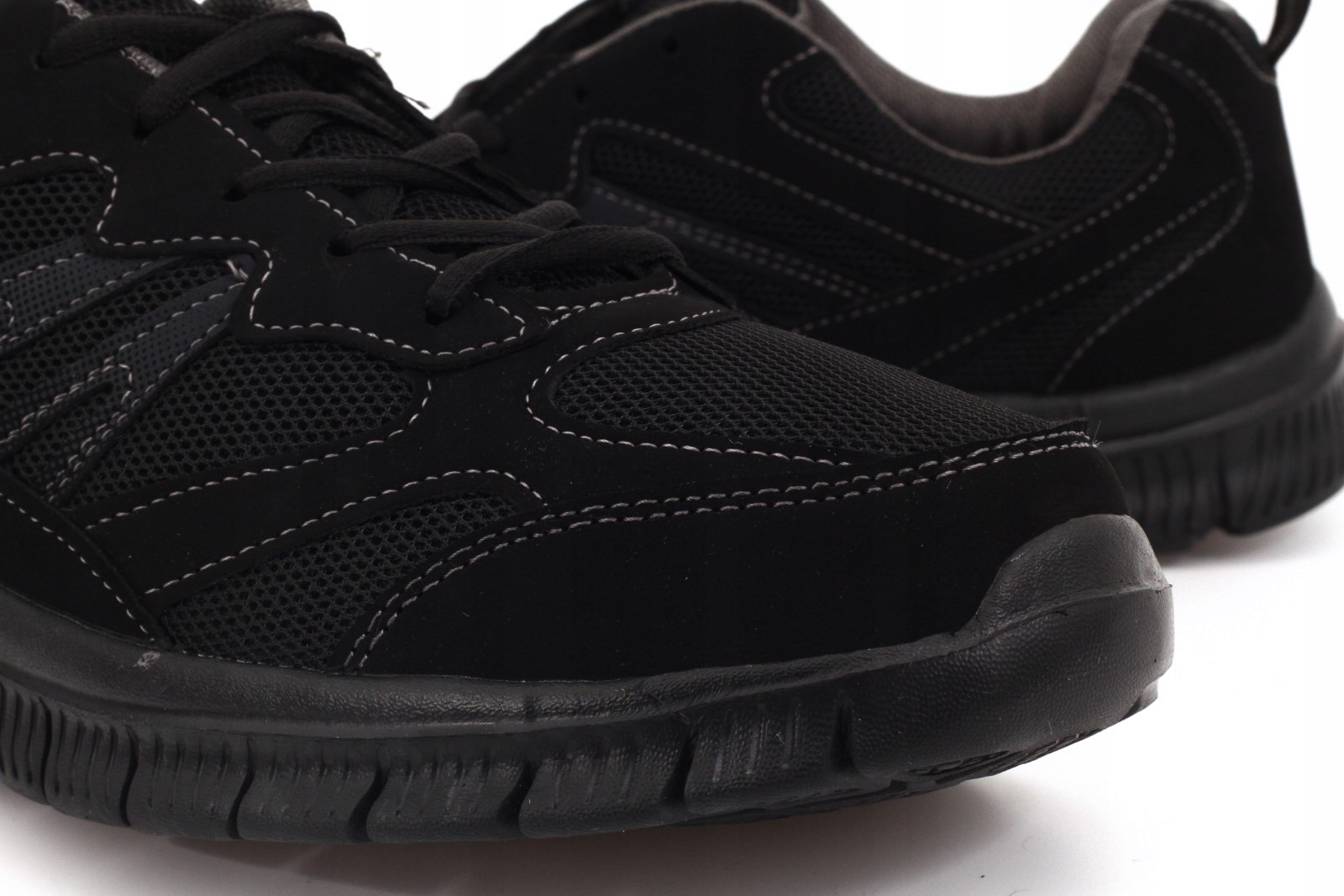 BUTY MĘSKIE SPORTOWE ADIDASY LEKKIE CZARNE Materiał wkładki inny