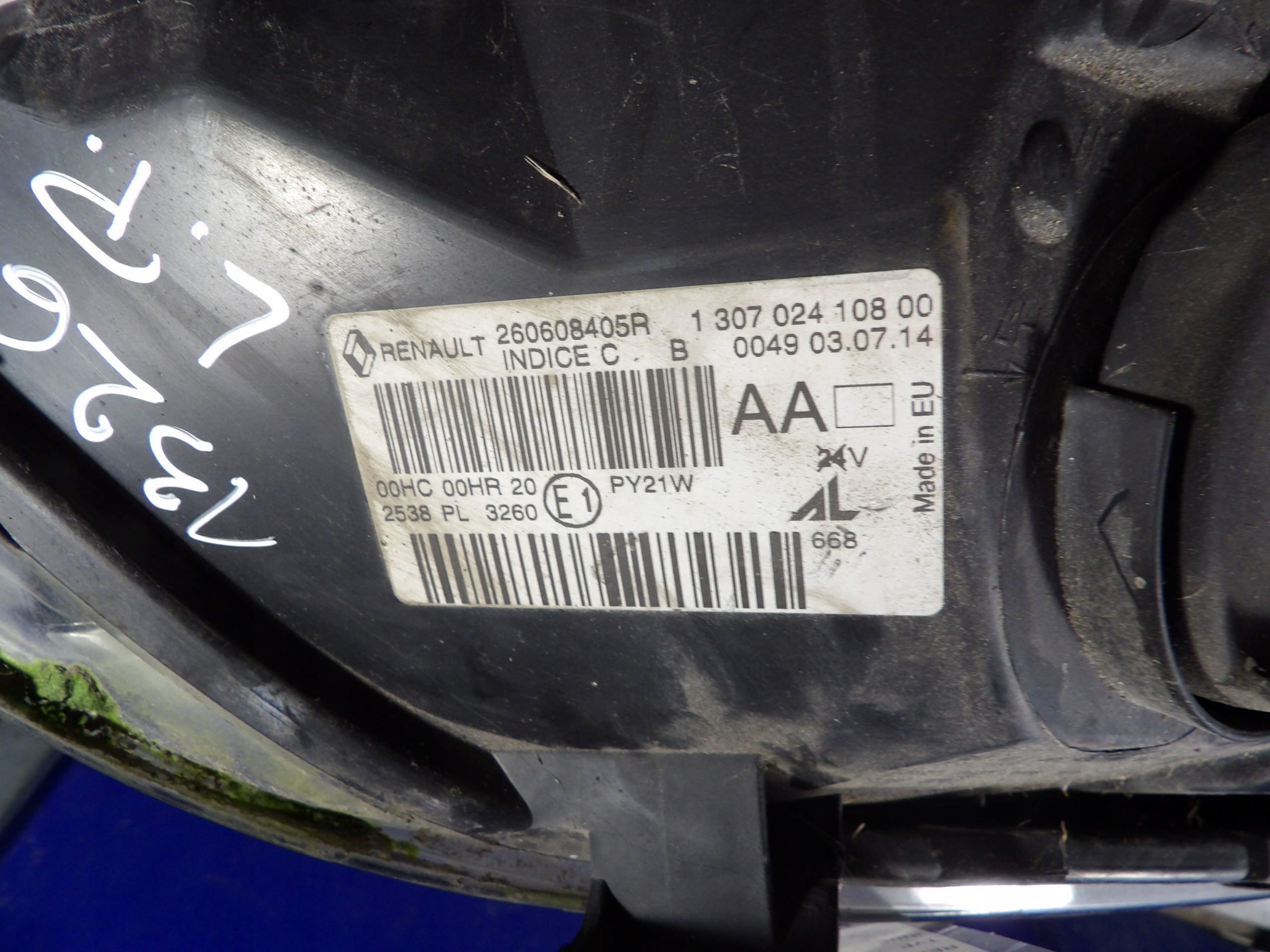 Renault Megane III light front left 260608405R 130702410800