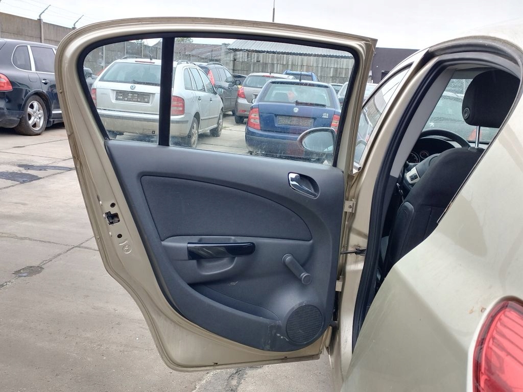 Opel Corsa D door left rear part rear. Z40M