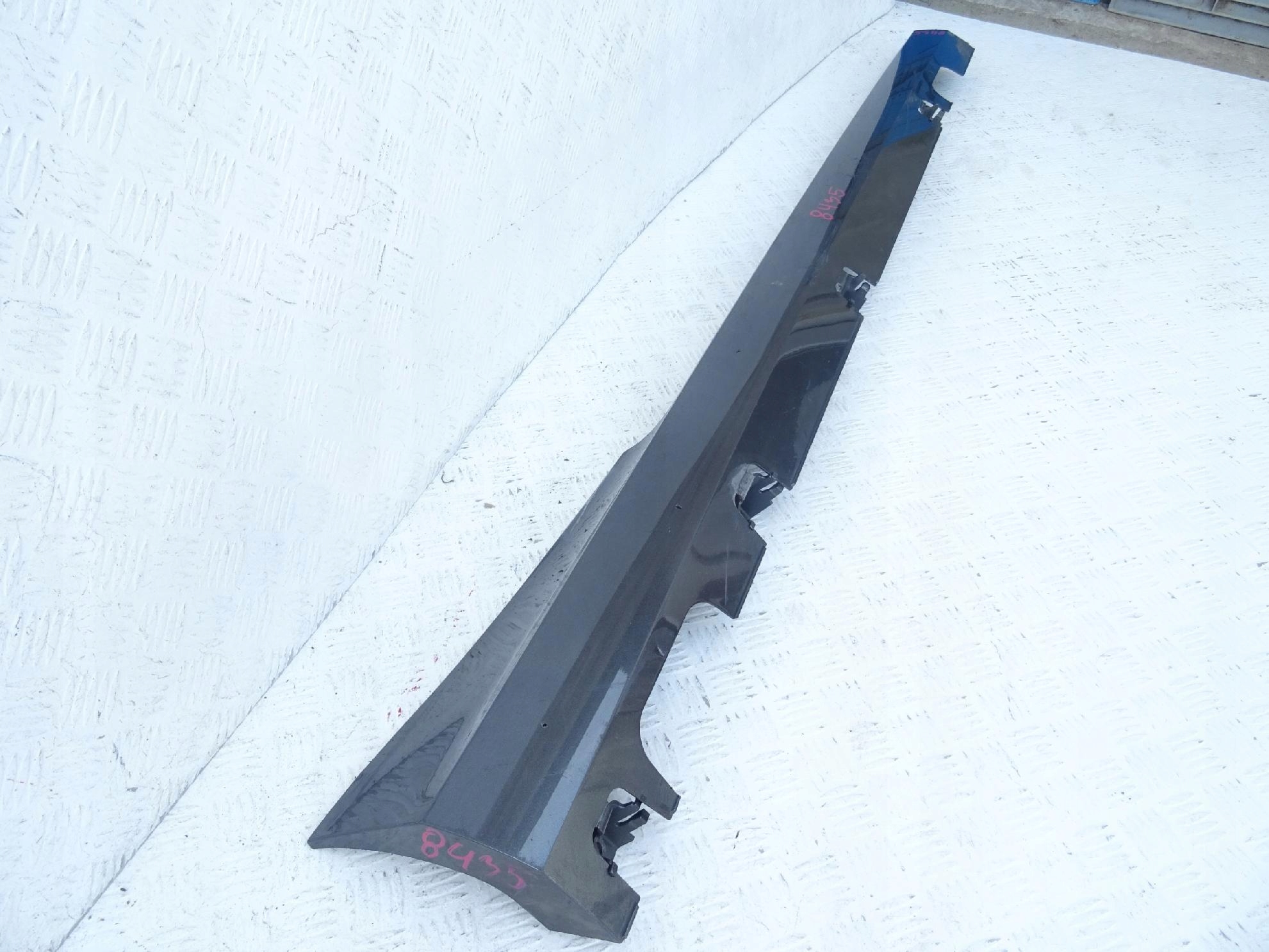 Ford Fiesta MK8 ST RS moulding threshold threshold right | GetMotor