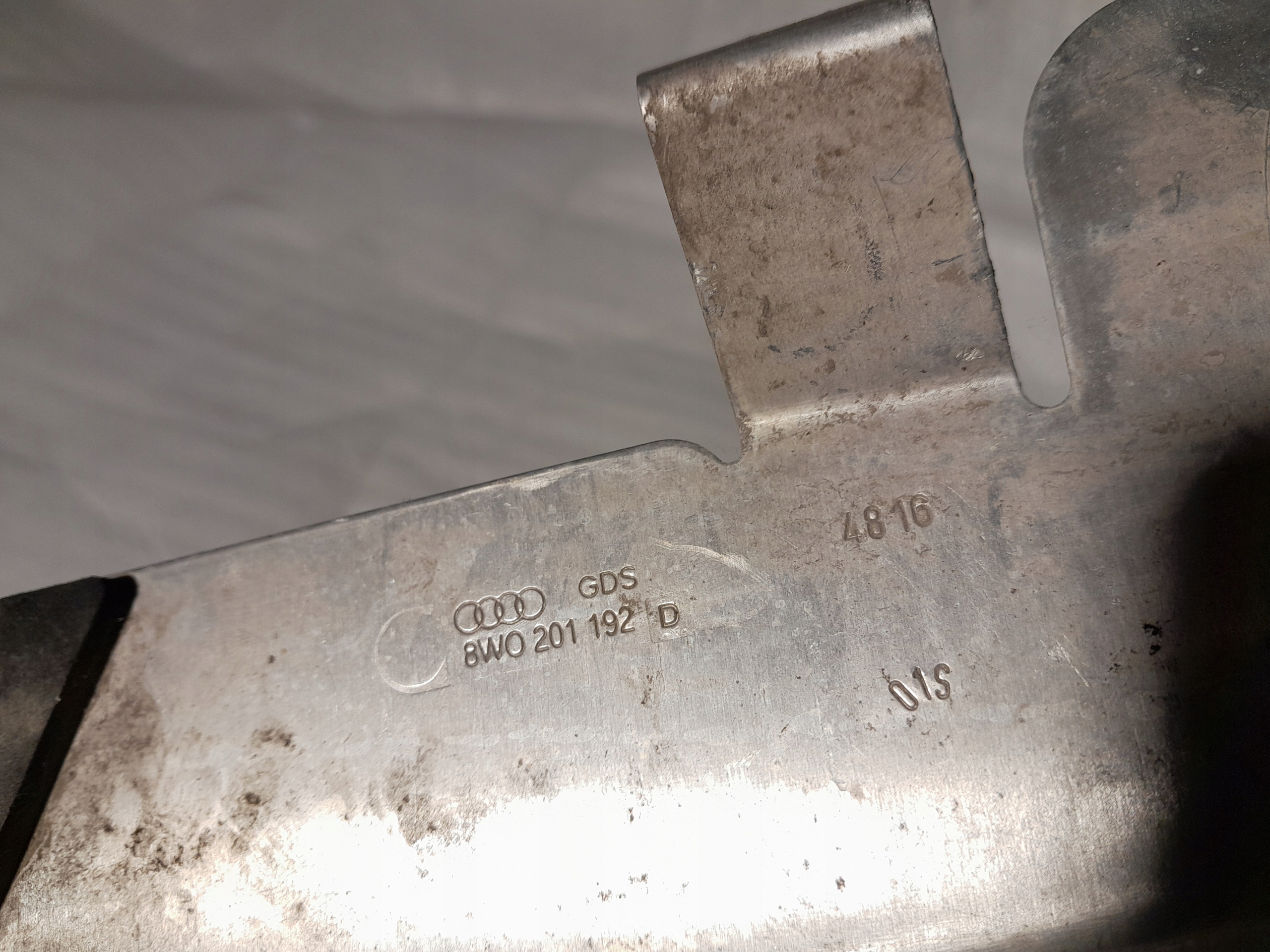 AUDI A4 B9 bracket holder 8W0201192D