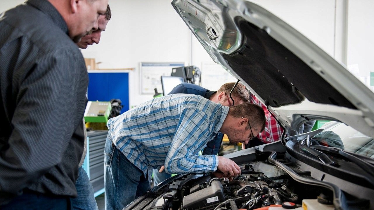 ŚWIECA ŻAROWA x4 BOSCH 0250703001 Producent części Bosch