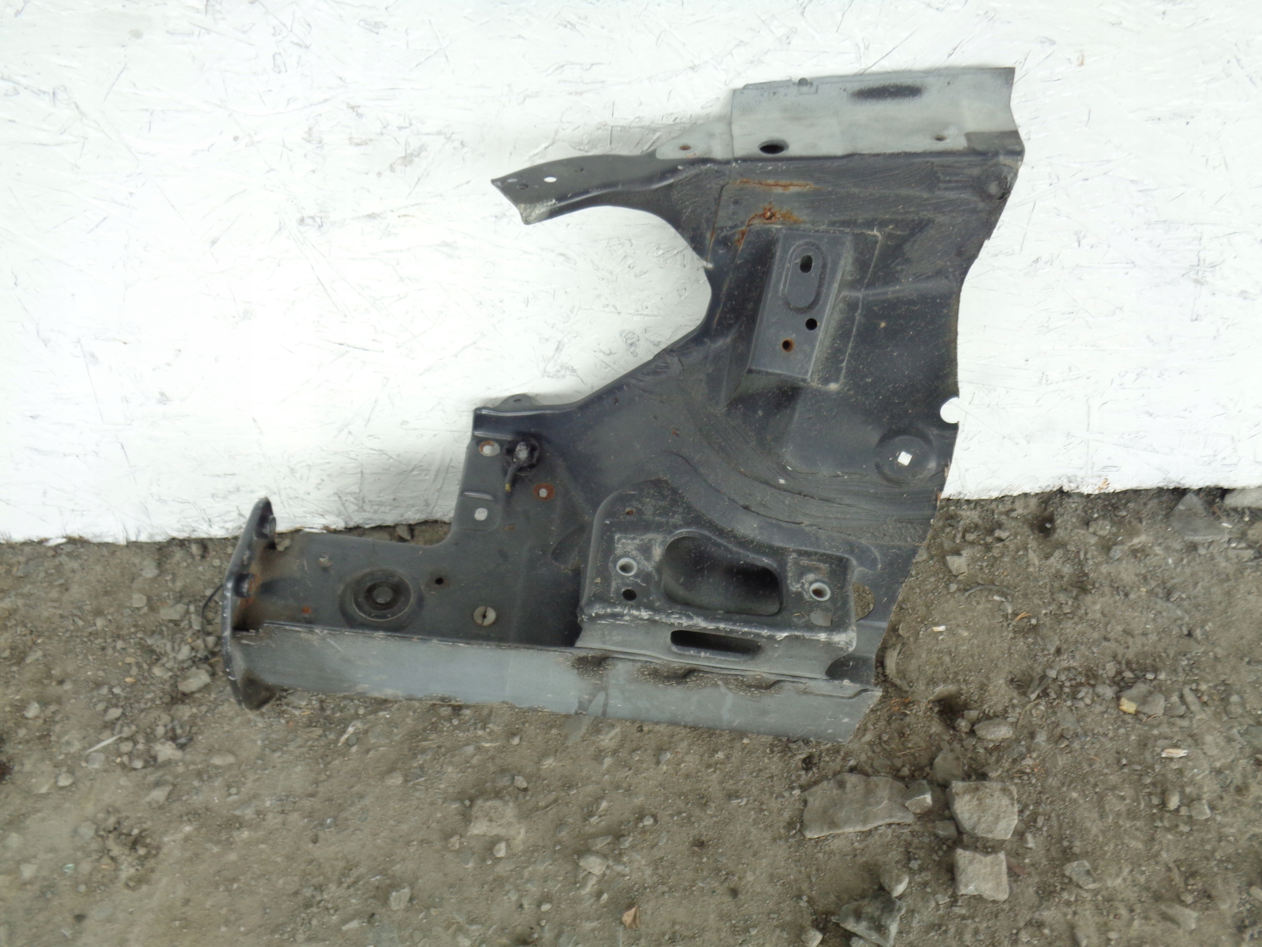 VW JETTA GOLF V VI KOMBI FARTUCH PODŁUŻNICA ĆWIARTKA PRAWA PRZÓD