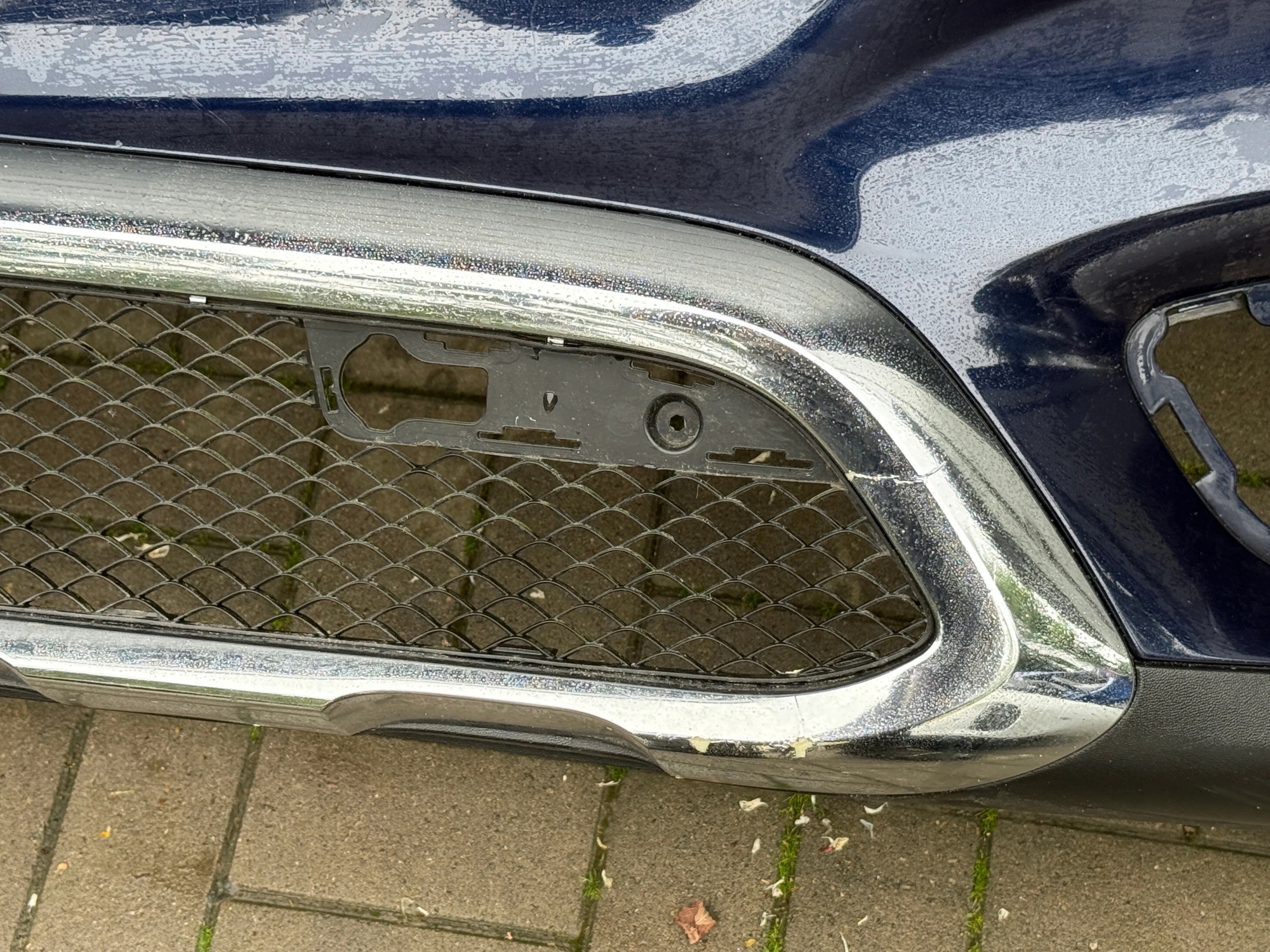 Mercedes A253 Stoßstange vorne vorne 15