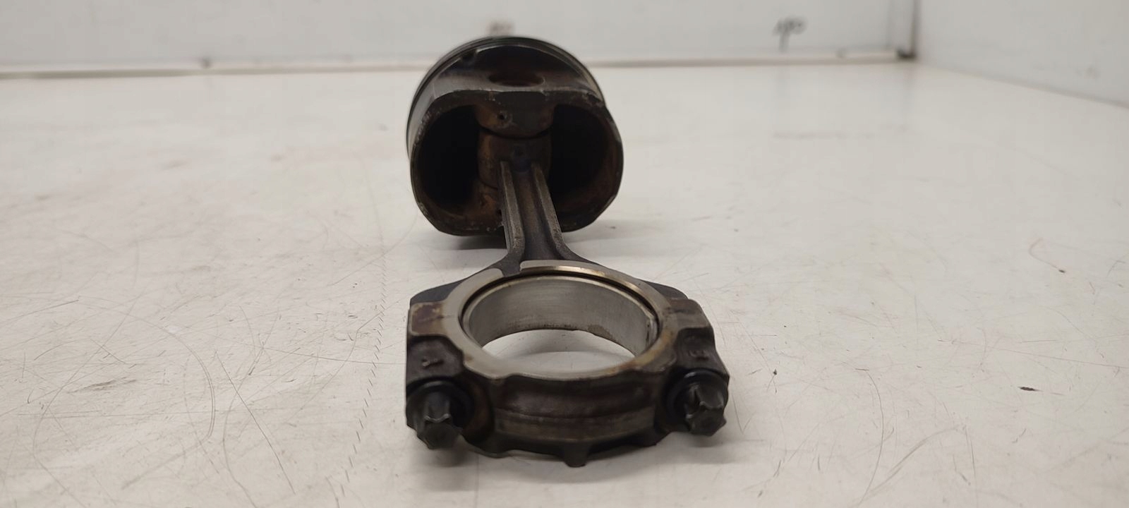 piston bielle Hyundai i20 1,2 16V essence G4LA