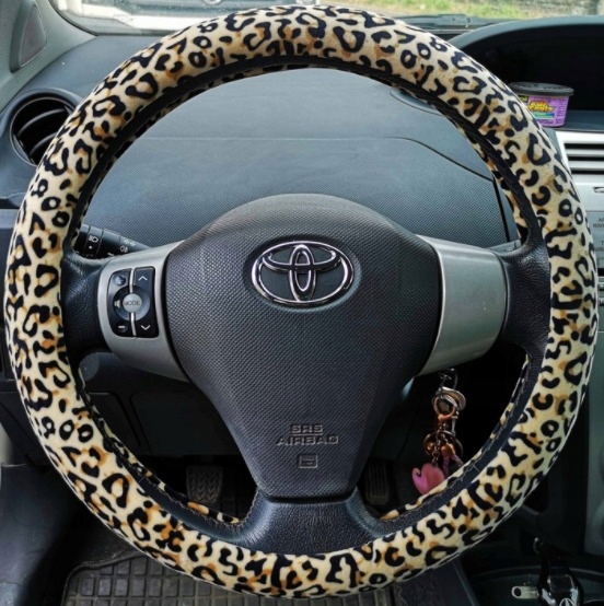 POKROWIEC NA KIEROWNICE ZESTAW PANTERKA PREZENT EAN (GTIN) 8435340651827