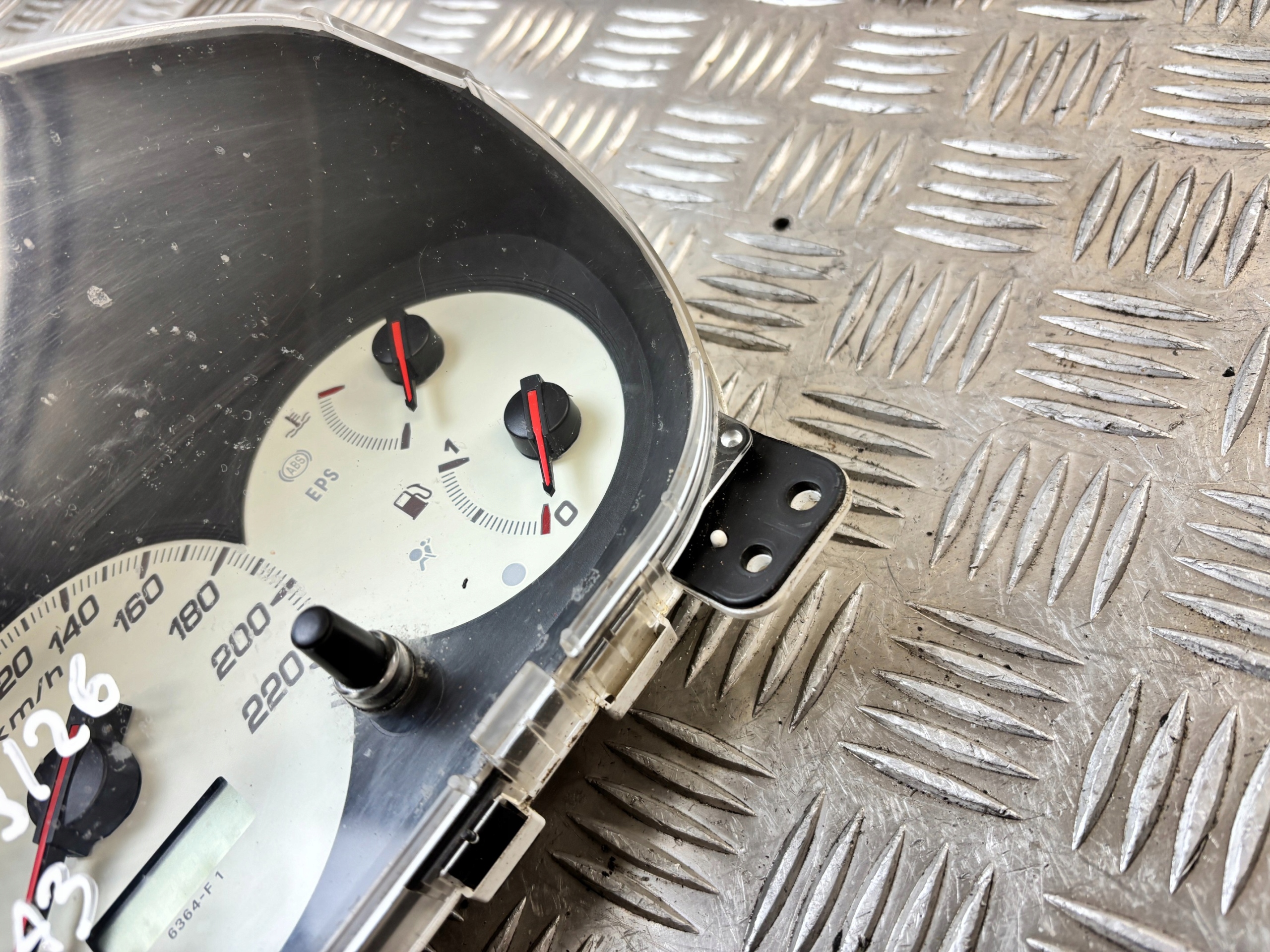 dials dials Honda Civic VII 7 1.4B HR0291215