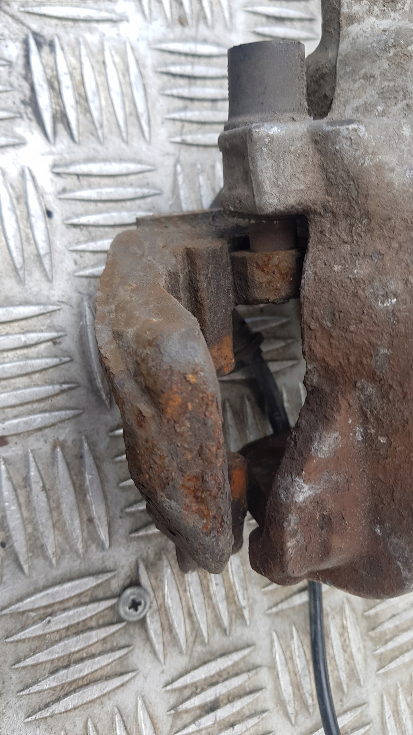 MERCEDES W211 caliper brake rear part left right 5244