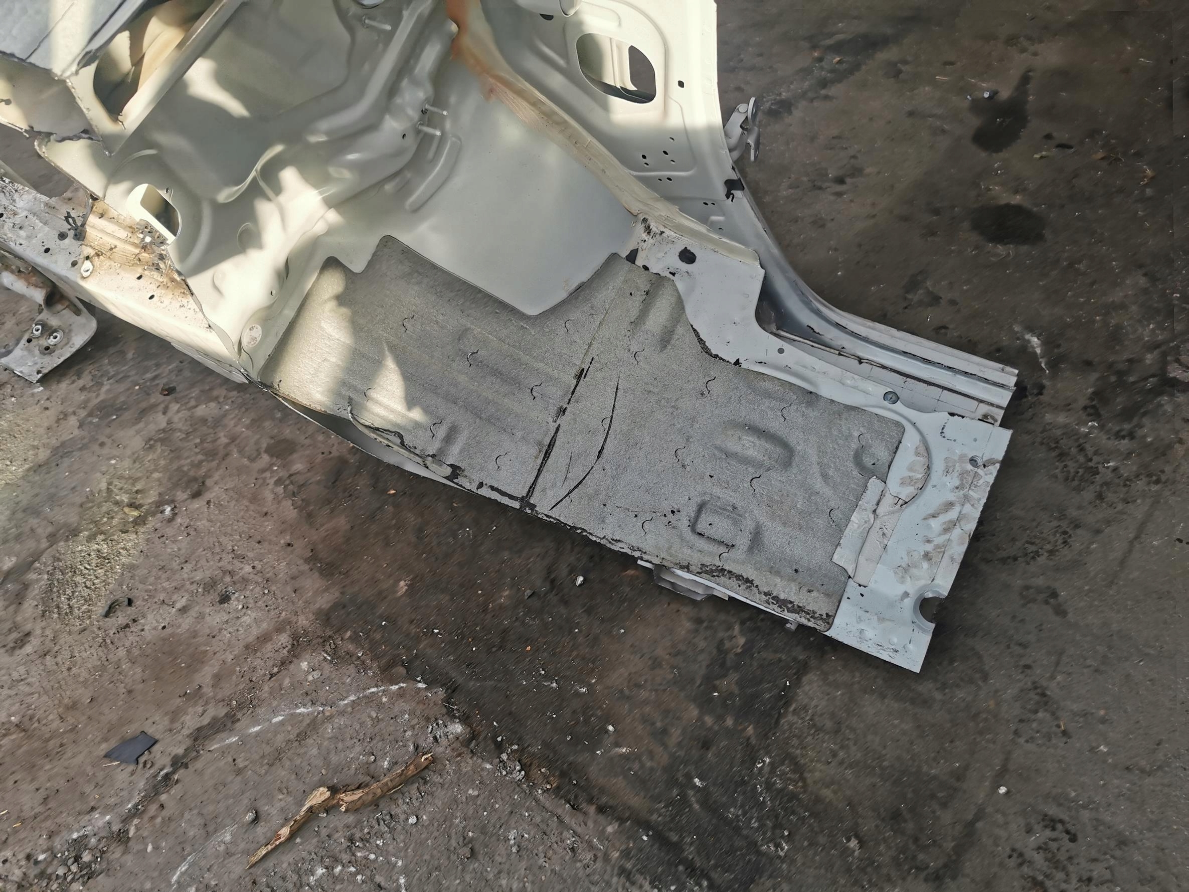 quarter right front HYUNDAI H-1 II LIFT YAC 15-23