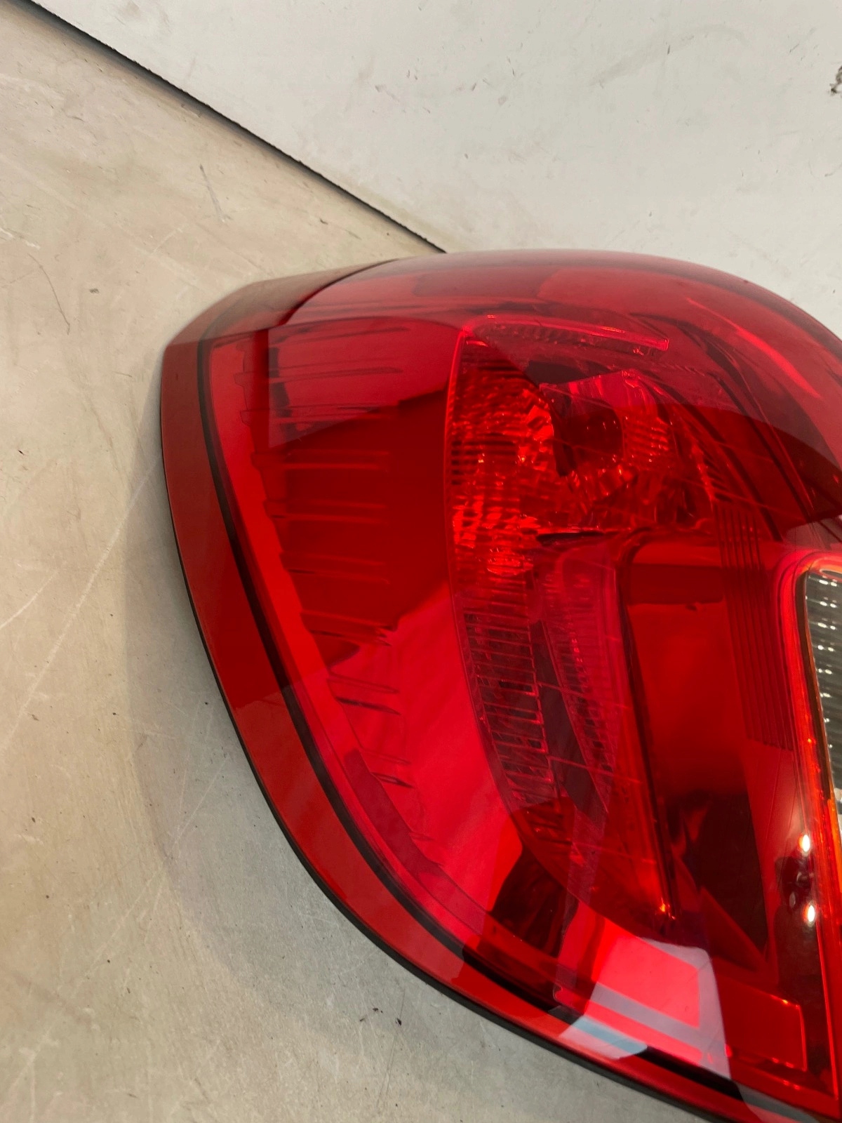 light rear part rear left Opel Antara Lift uk