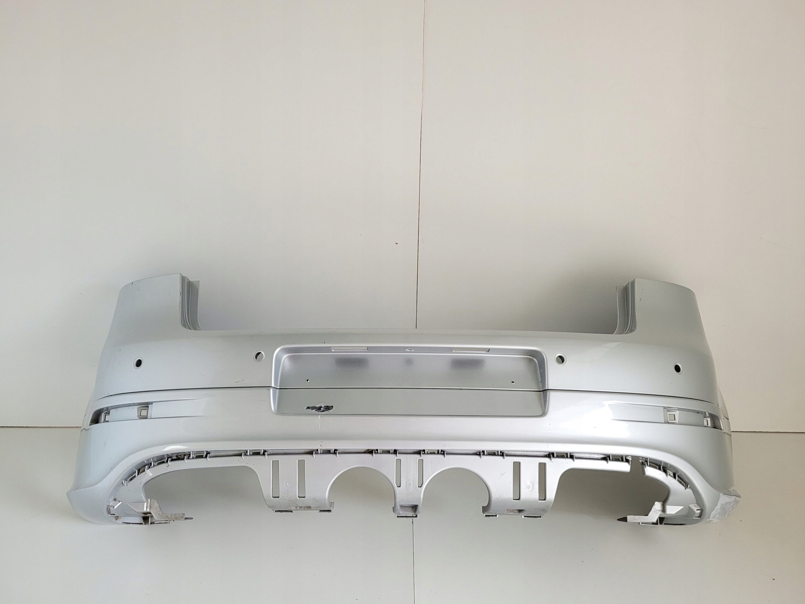 ZDERZAK GOLF V R32 GOLF 5 R32 1K6