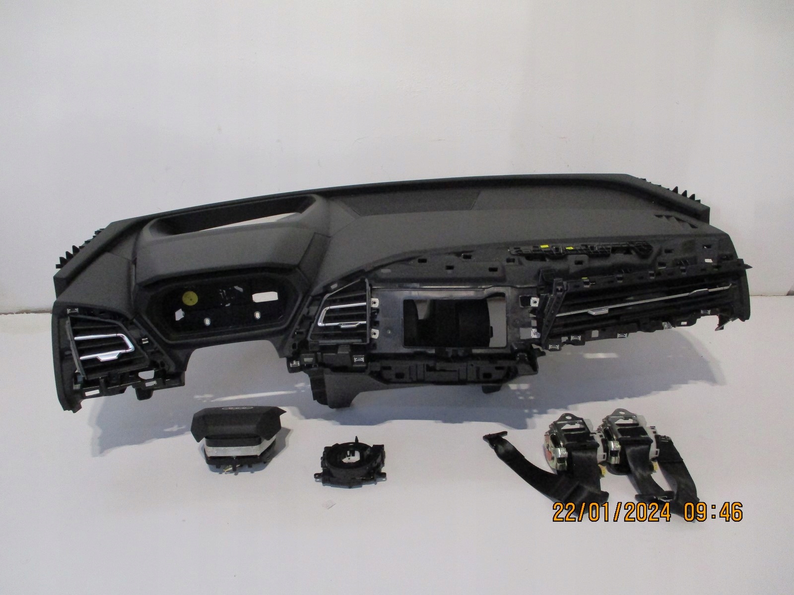 dashboard AUDI Q4 89A HEAD UP