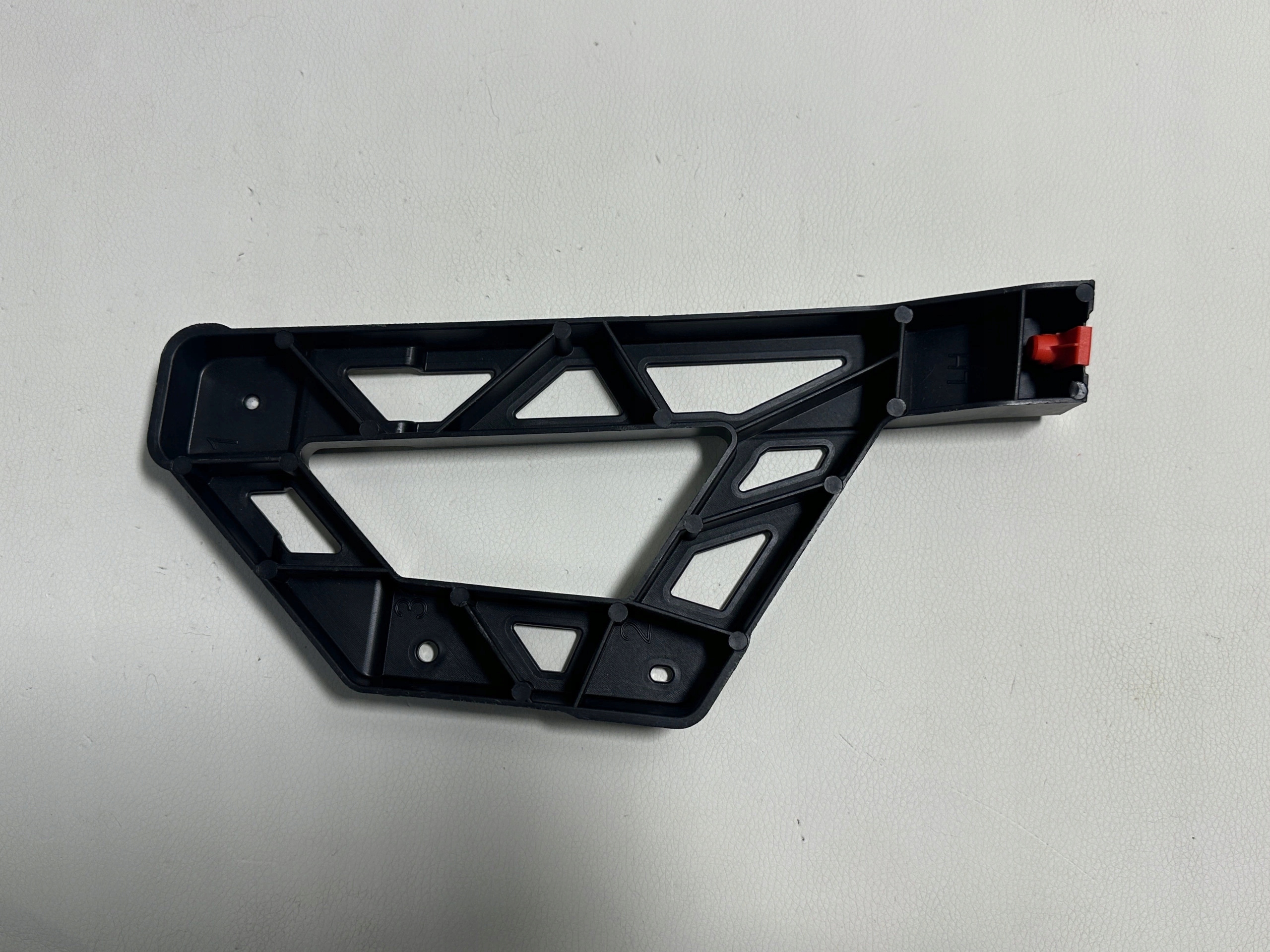 Opel Adam support holder of a bumper left 13356514
