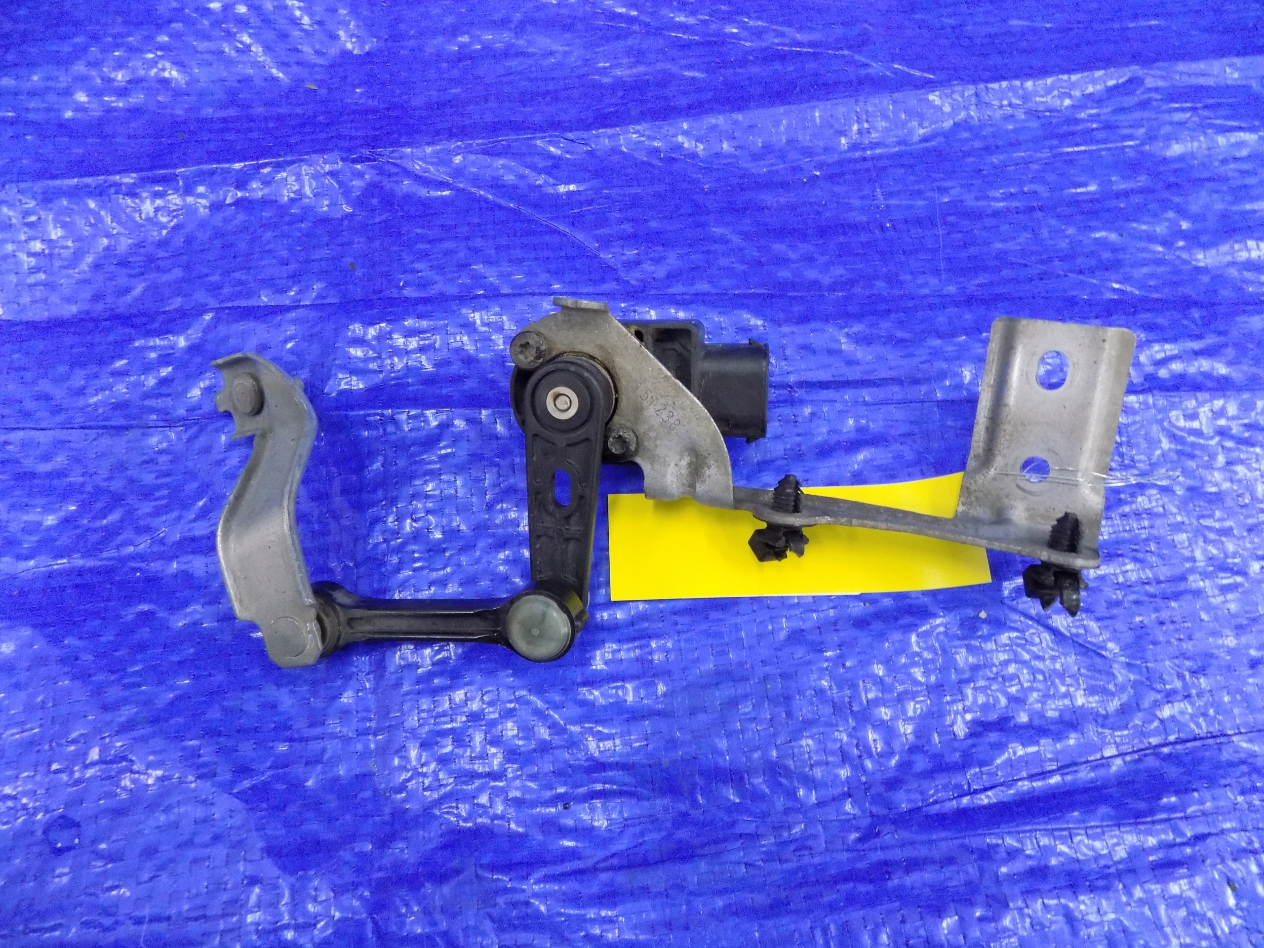 Sensor POZIOMOWANIA Leuchten MERCEDES W176 2,2CDI