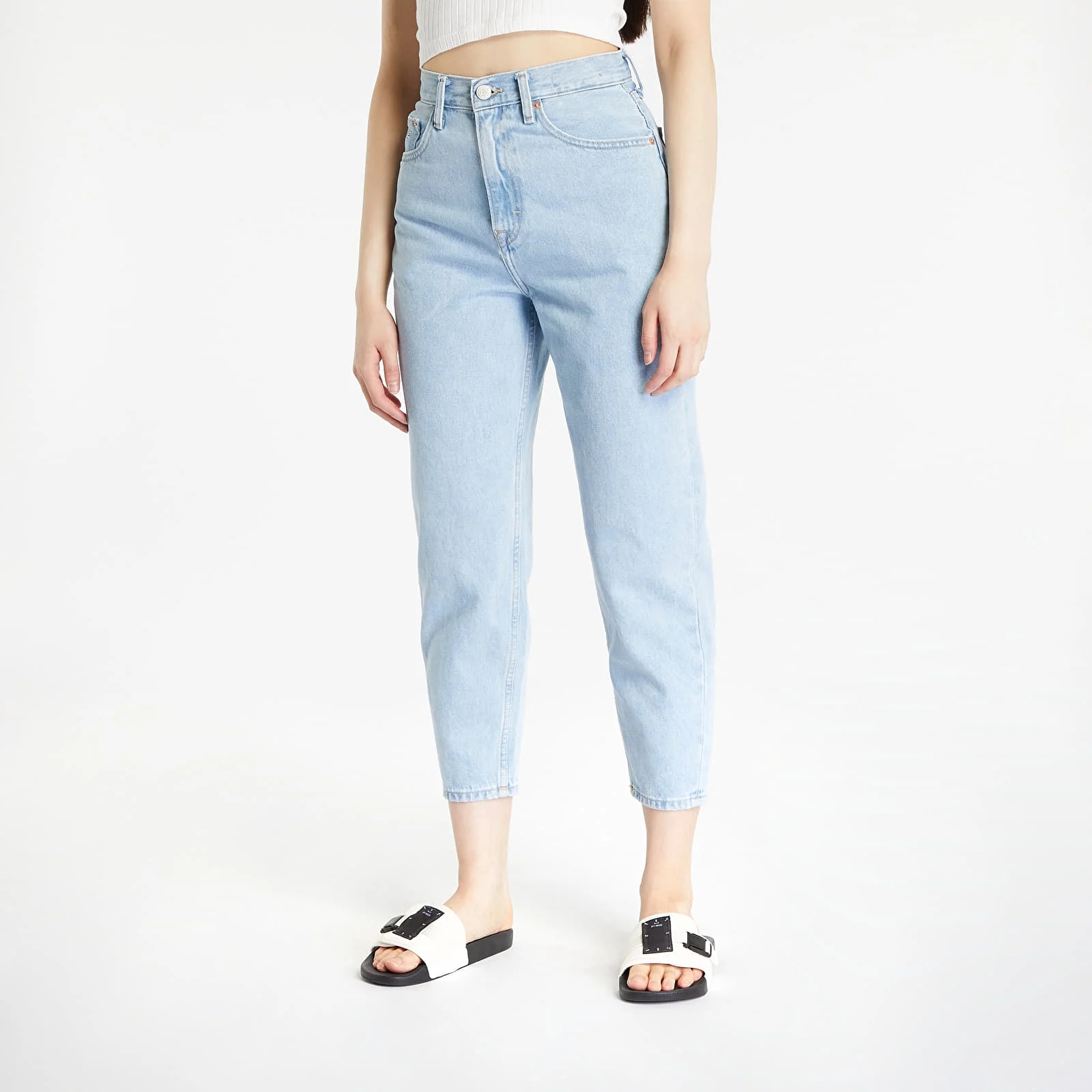 Džíny Tommy Jeans Mom Ultra High Rise Tapered Jeans 44/32