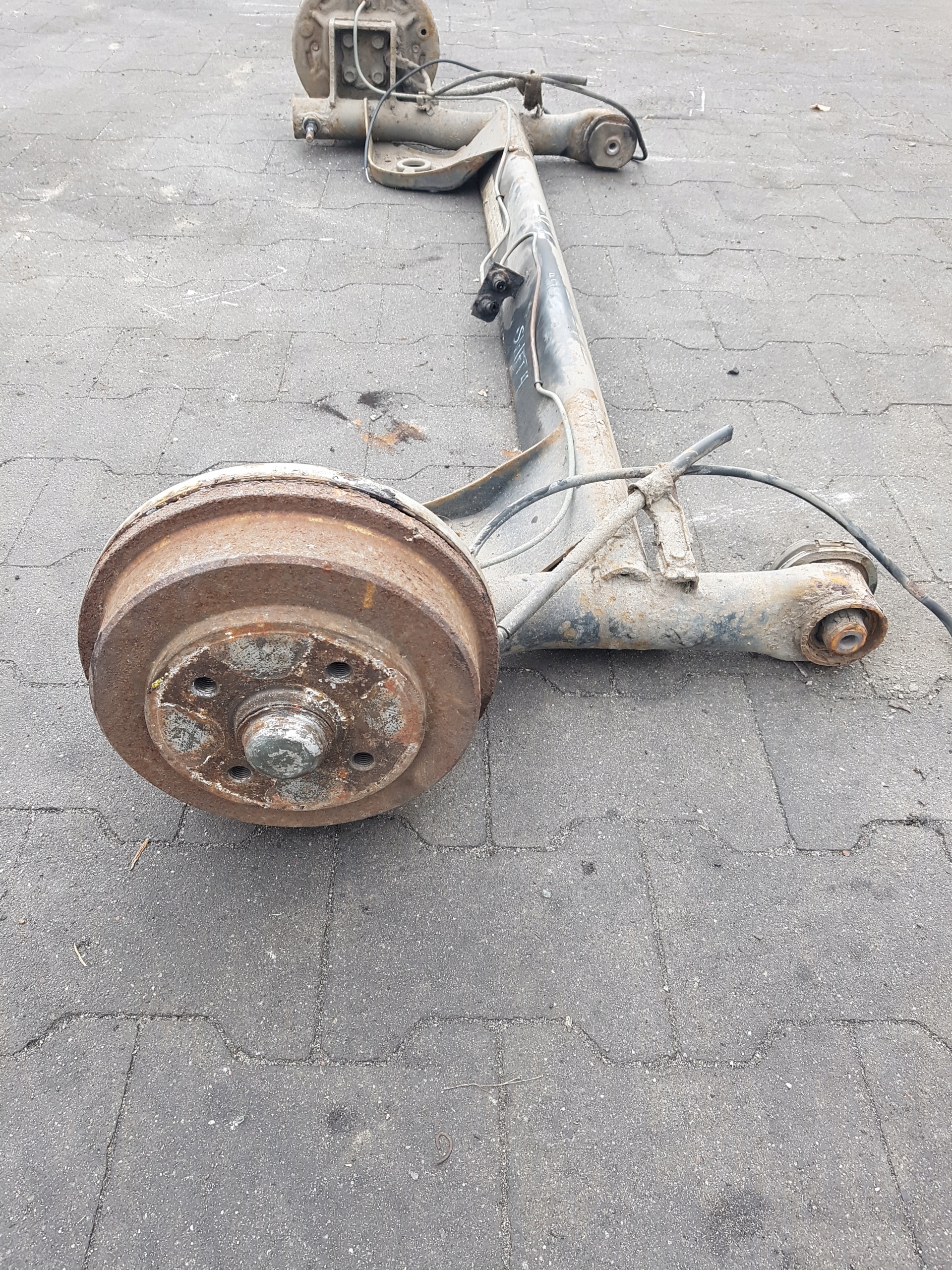 sider axis rear springing SUZUKI SWIFT 4
