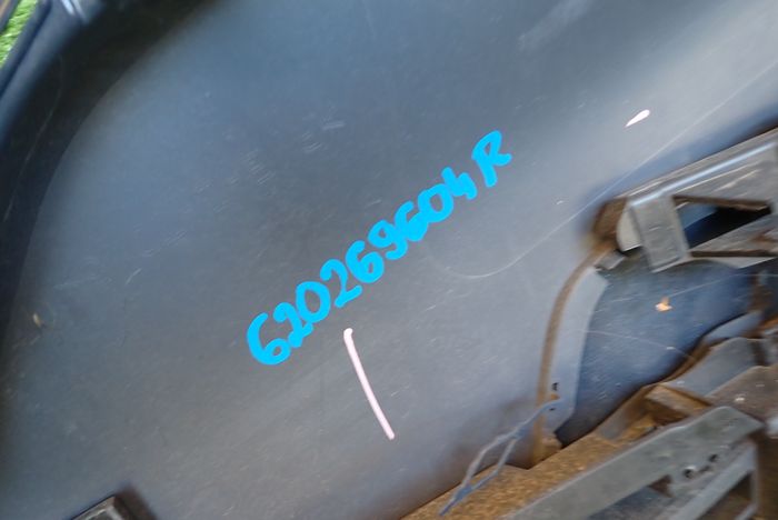 RENAULT CAPTUR LIFT 17- front bumper front