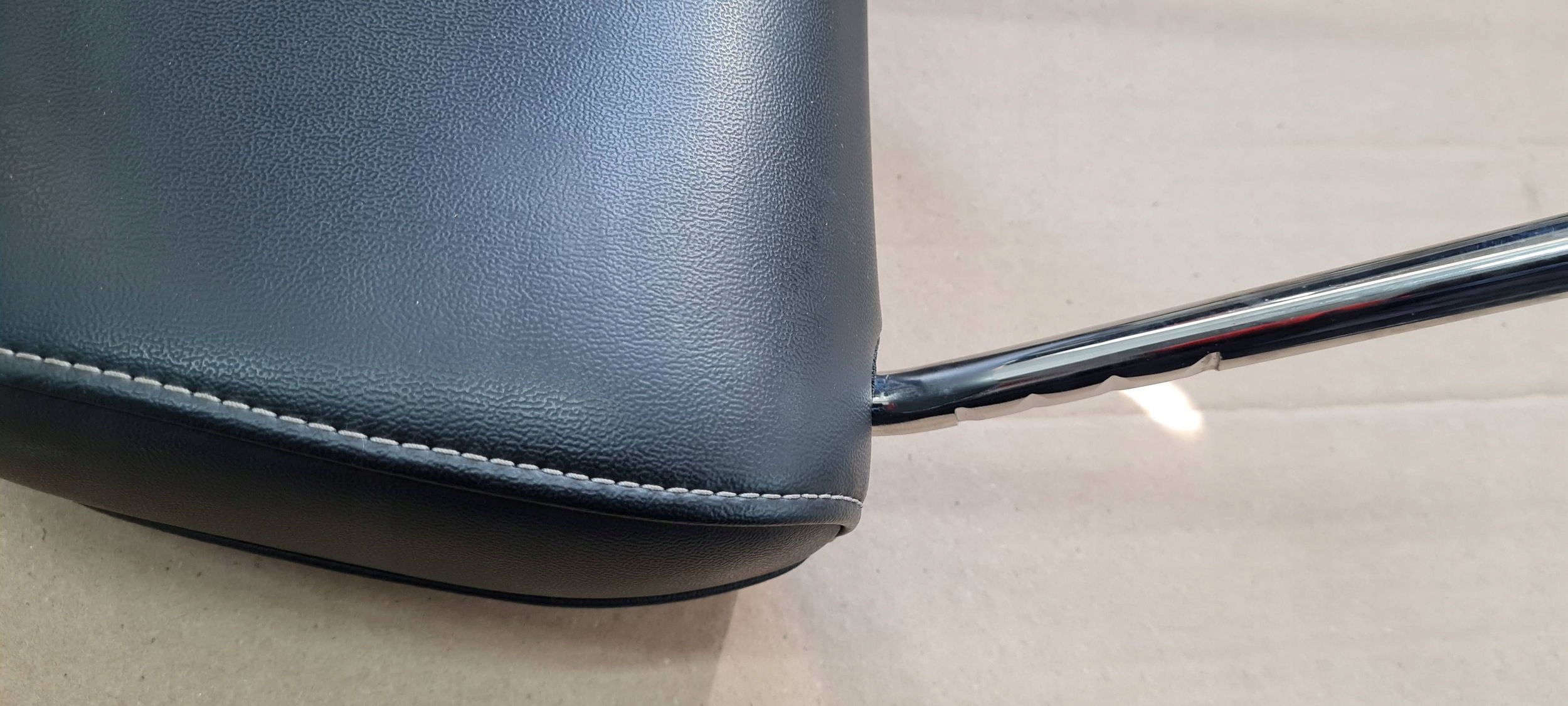 Jeep Grand Cherokee WL 2022 rest seat front front leather black
