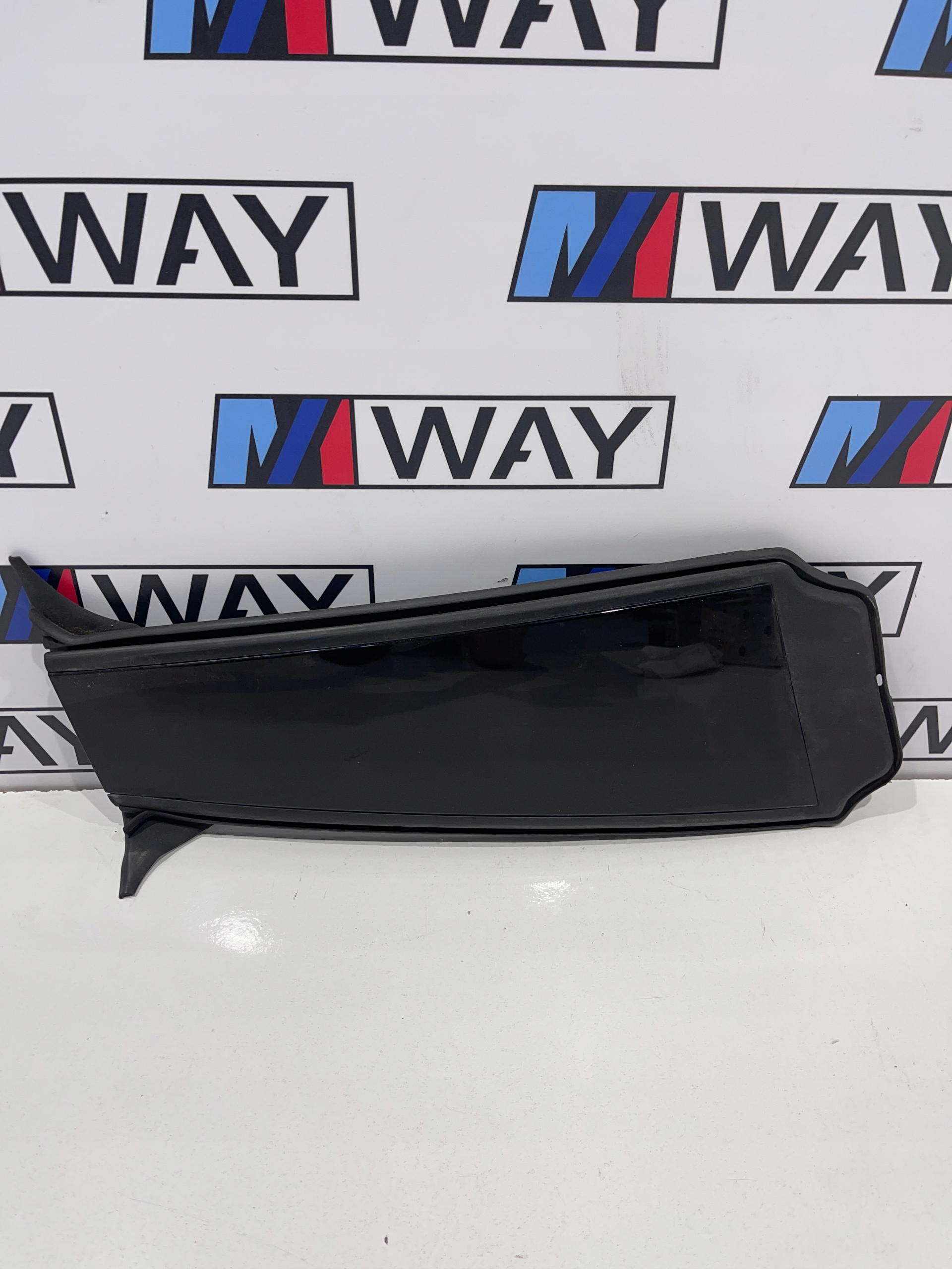 BMW G32 moulding SLUPKA SHADOW LINE left 7392381