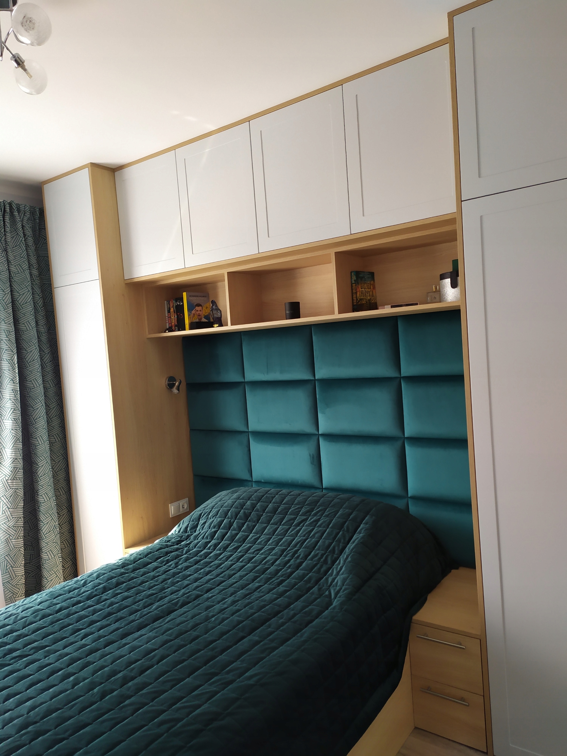 Panele tapicerowane 30x30 ścienne siedzisko wnęka Producent CustomSpace