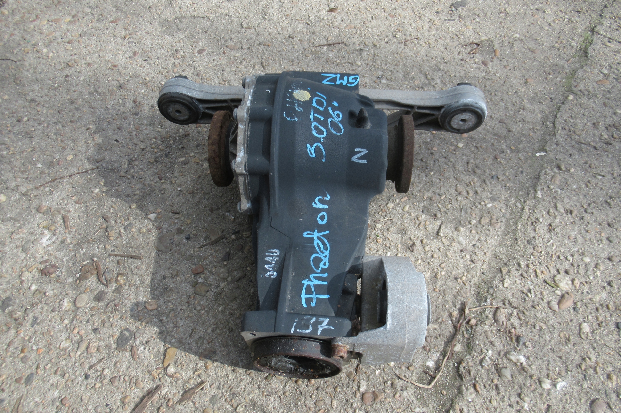 VW PHAETON 06R 3.0TDI differential rear diff GMZ 100106