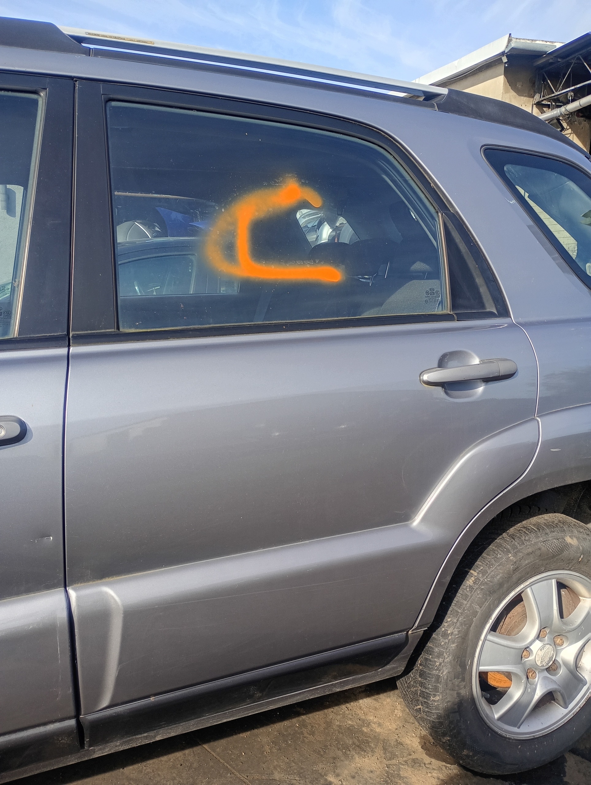 door left rear. rear part Kia Sportage 2 II 04-10 code lakieru S4