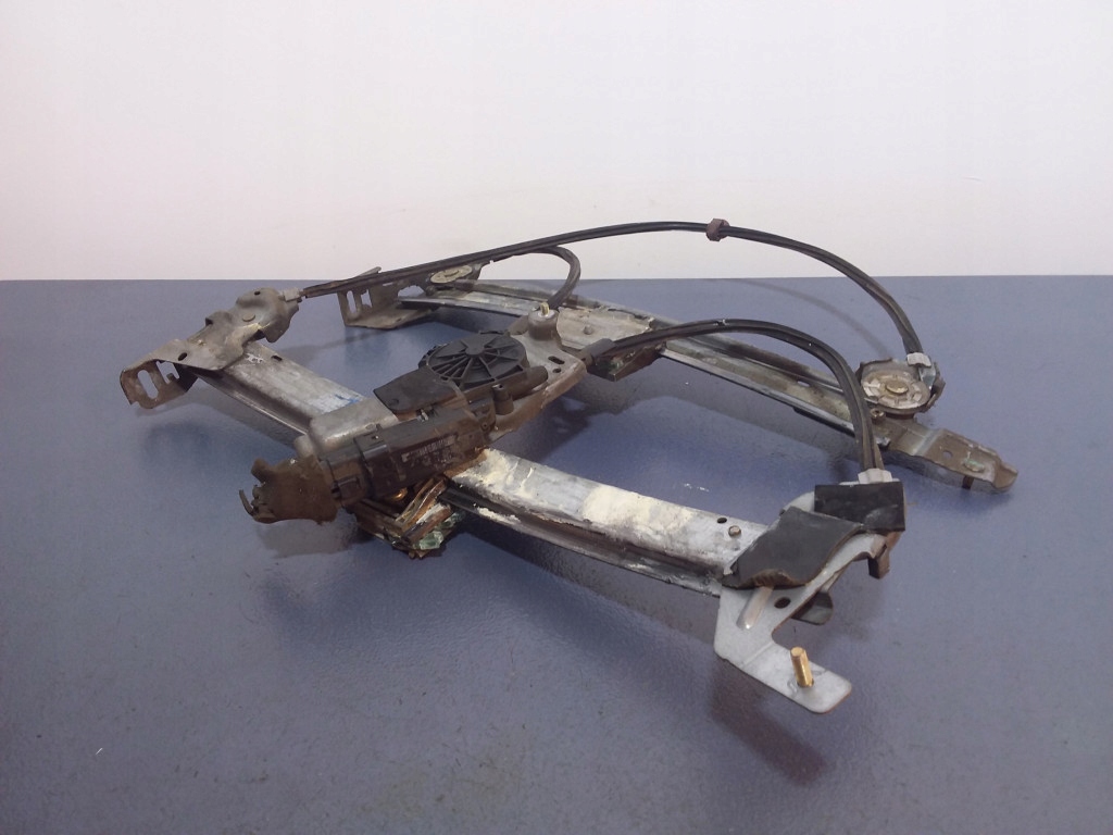 RENAULT MEGANE II CC PODNOŚNIK SZYBY PRZÓD LEWY SILNICZEK MODUŁ 117813B