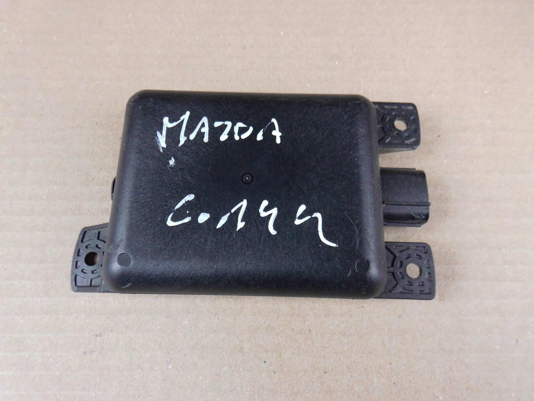 Mazda CX3 sensor sensor martwego pola punktu right D24H67Y80B
