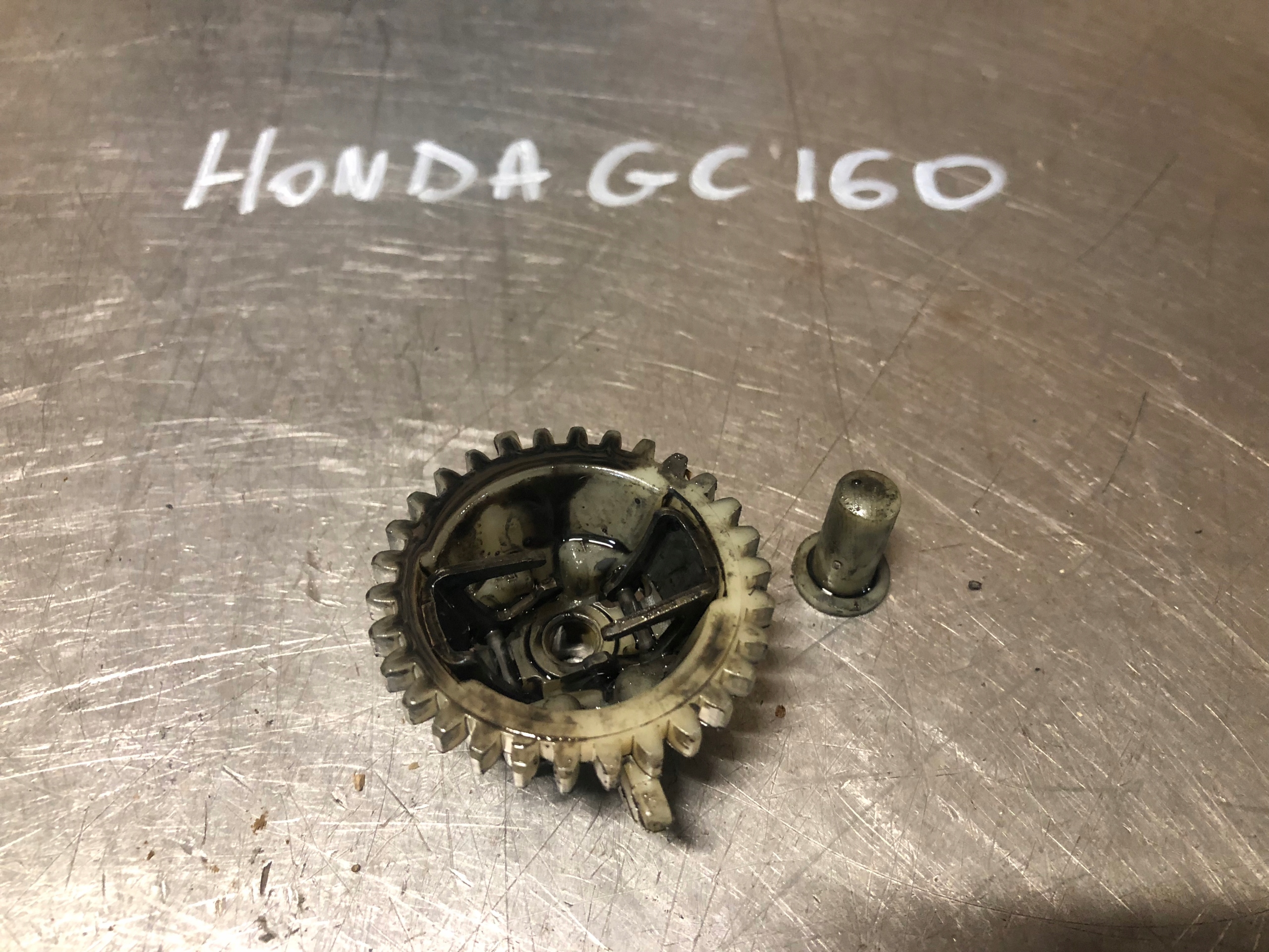 Regulator obrotów Honda GC 160 Typ regular (sprężyna)