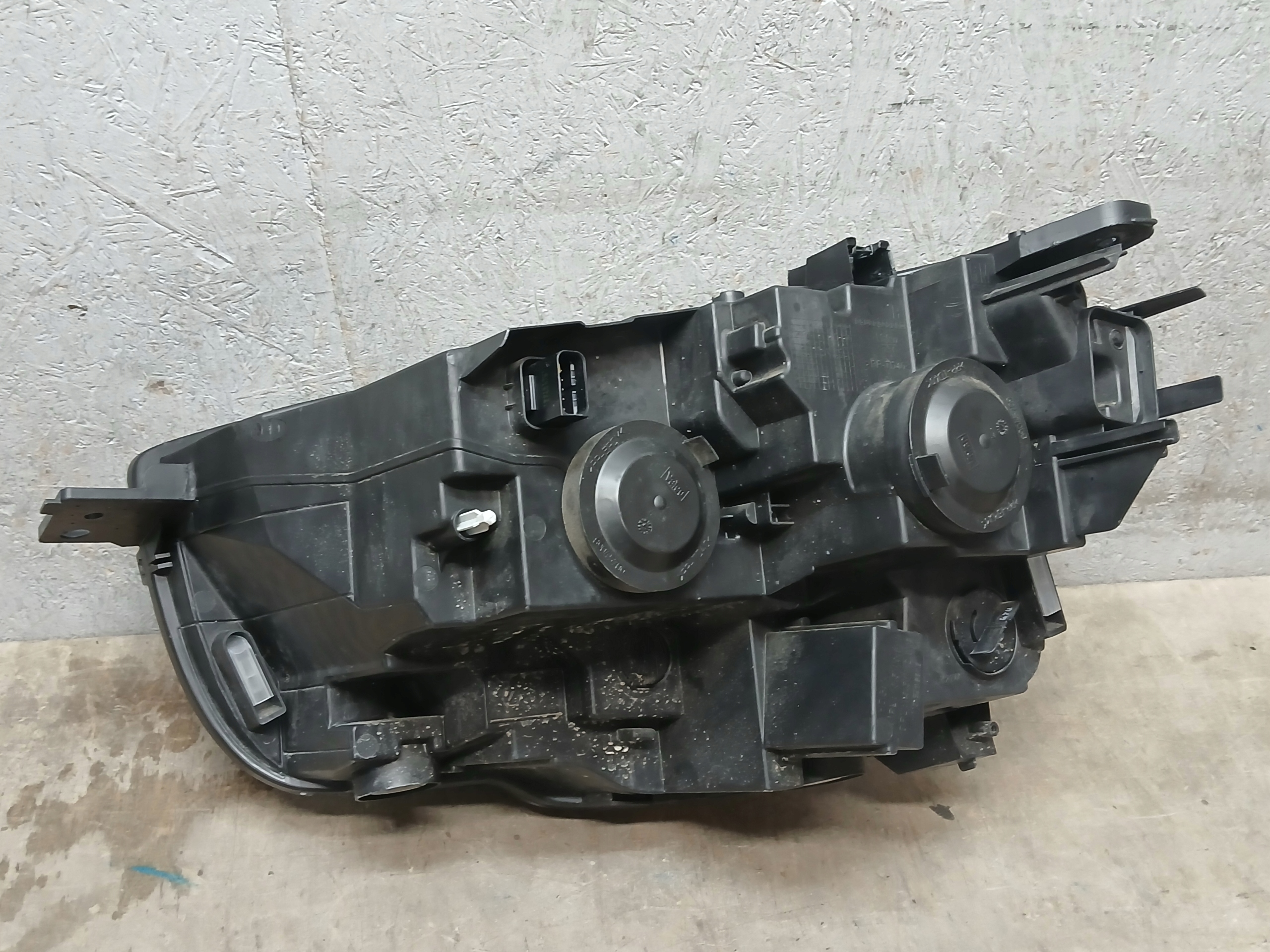 light front right OPEL COMBO E 9816825480