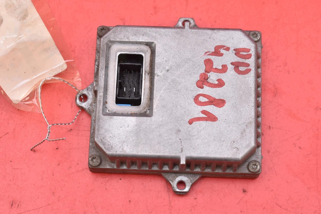 control unit XENON KSENON right 1307329095 PEUGEOT 407 04-10