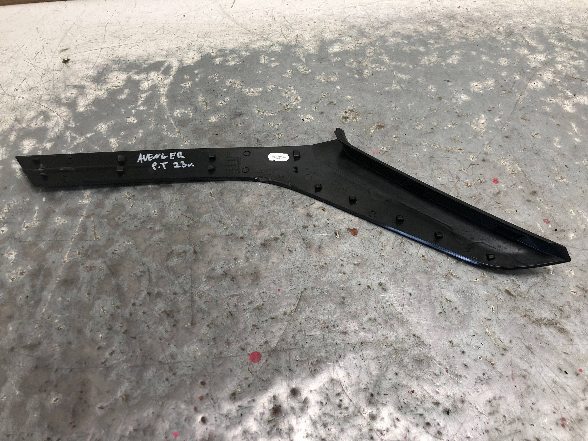modanatura parafango Destra posteriore JEEP AVENGER