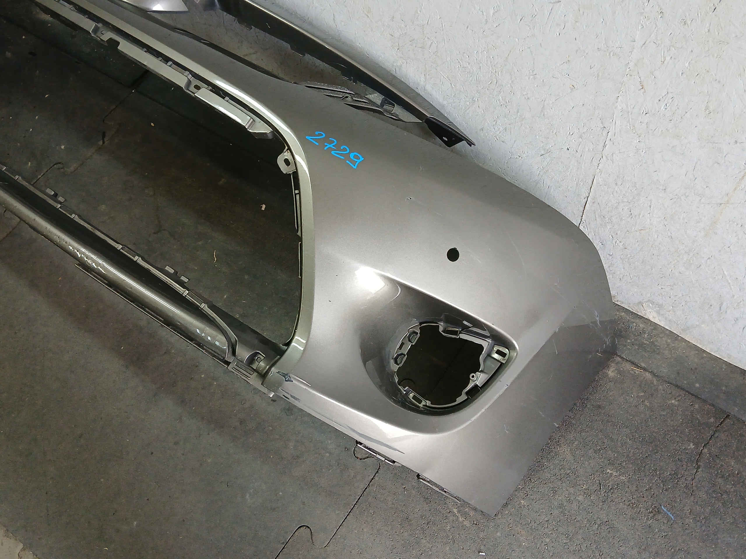 bumper front TOYOTA VERSO LIFT 13