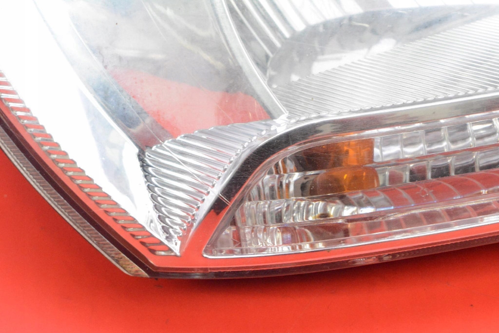 REFLEKTOR right light front EU KIA SPORTAGE 2 II 04-08