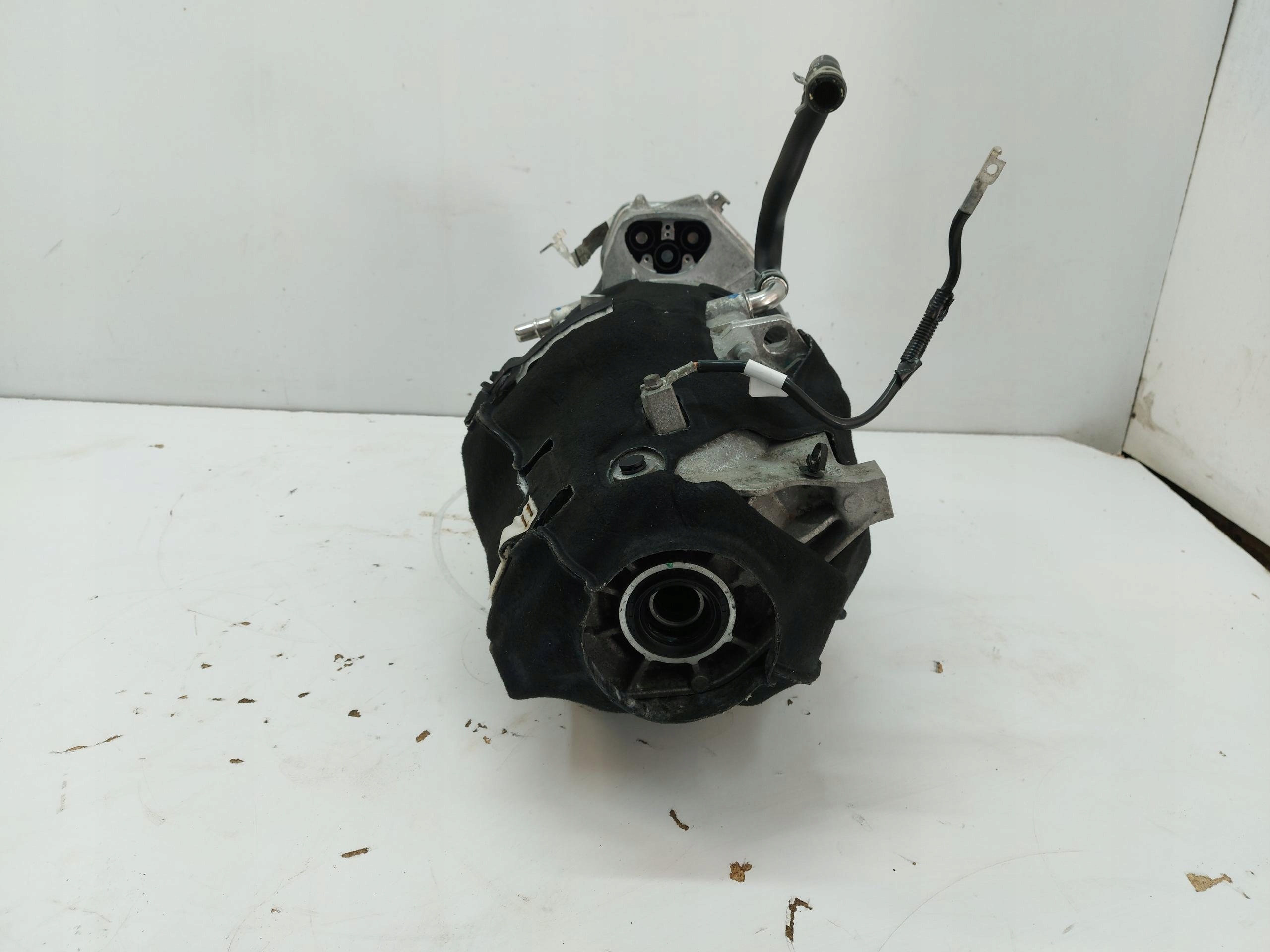 VOLVO XC40 LIFT engine electrical rear part 32362607