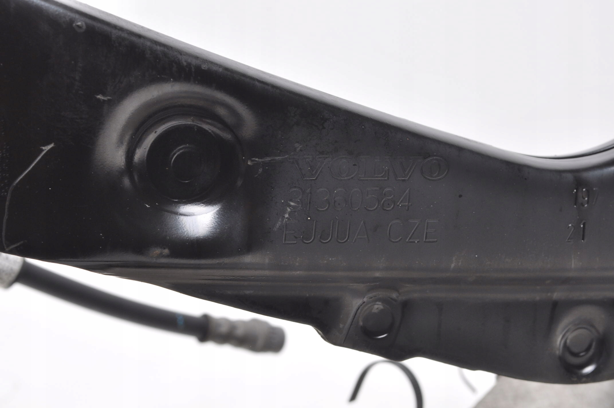 VOLVO XC60 II XC90 ZAWIESZENIE TYŁ TYLNE PRAWA STRONA WAHACZ ZWROTNICA Producent części Volvo