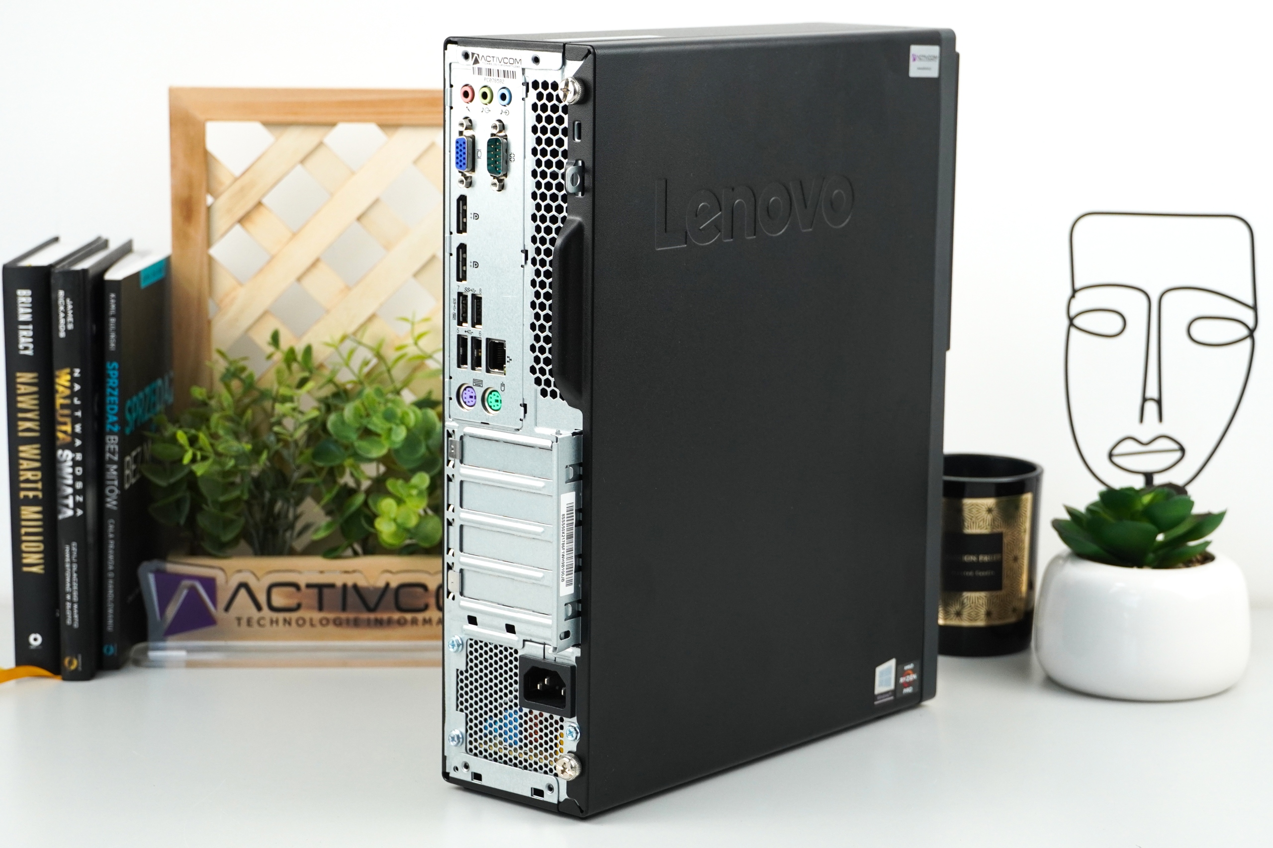 PC Biurowy Lenovo M75s-1 AMD RYZEN 3 PRO 3200G|8GB|240SSD|Win 11 System operacyjny Windows 11 Professional