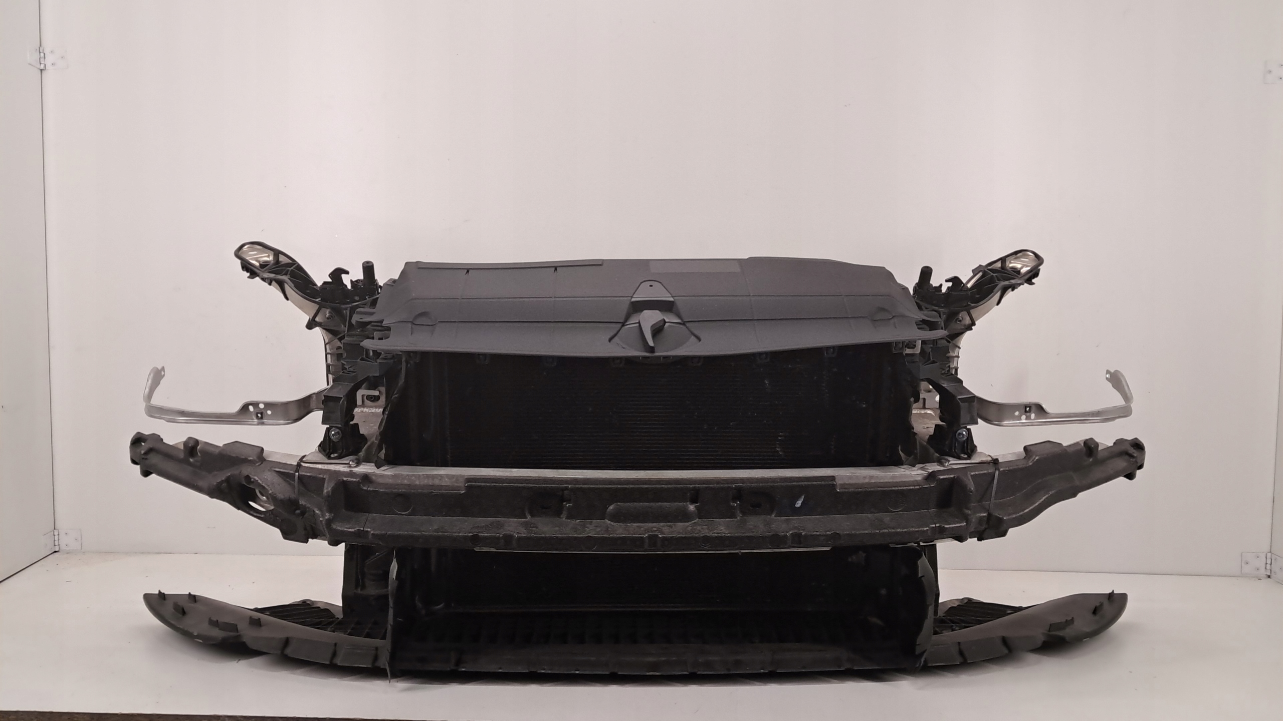 AUDI A6 C8 4K PRZÓD MASKA ZDERZAK LAMPA FULL LED MATRIX BŁOTNIK WZMOCNIENIE Wersja Europejska