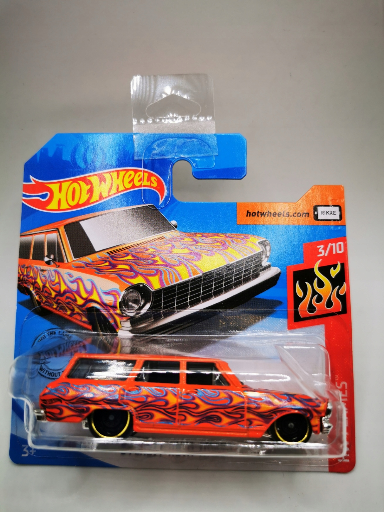 

Hot Wheels 64 Chevy Nova Wagon Flames 3/10