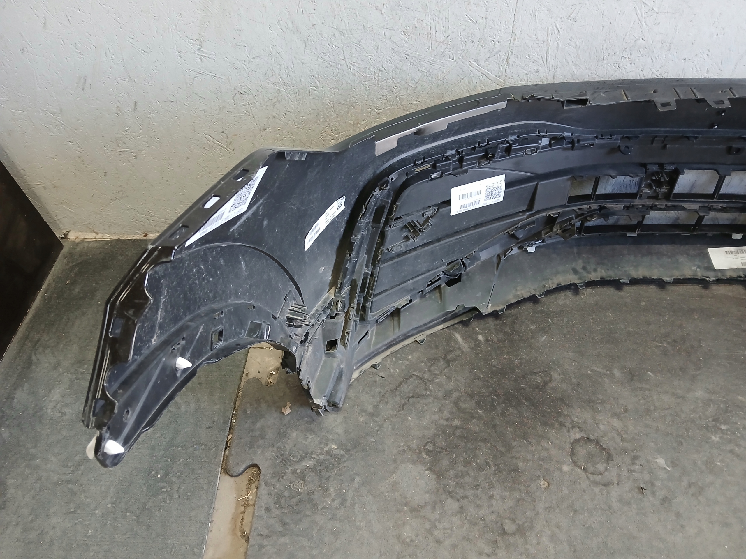 bumper front VW TIGUAN II 2 R LINE LIFT 19- 5NA
