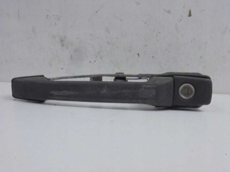 MERCEDES 190 W201 KLAMKA ZEWNETRZNA LEWA PRZOD Car type Passenger cars