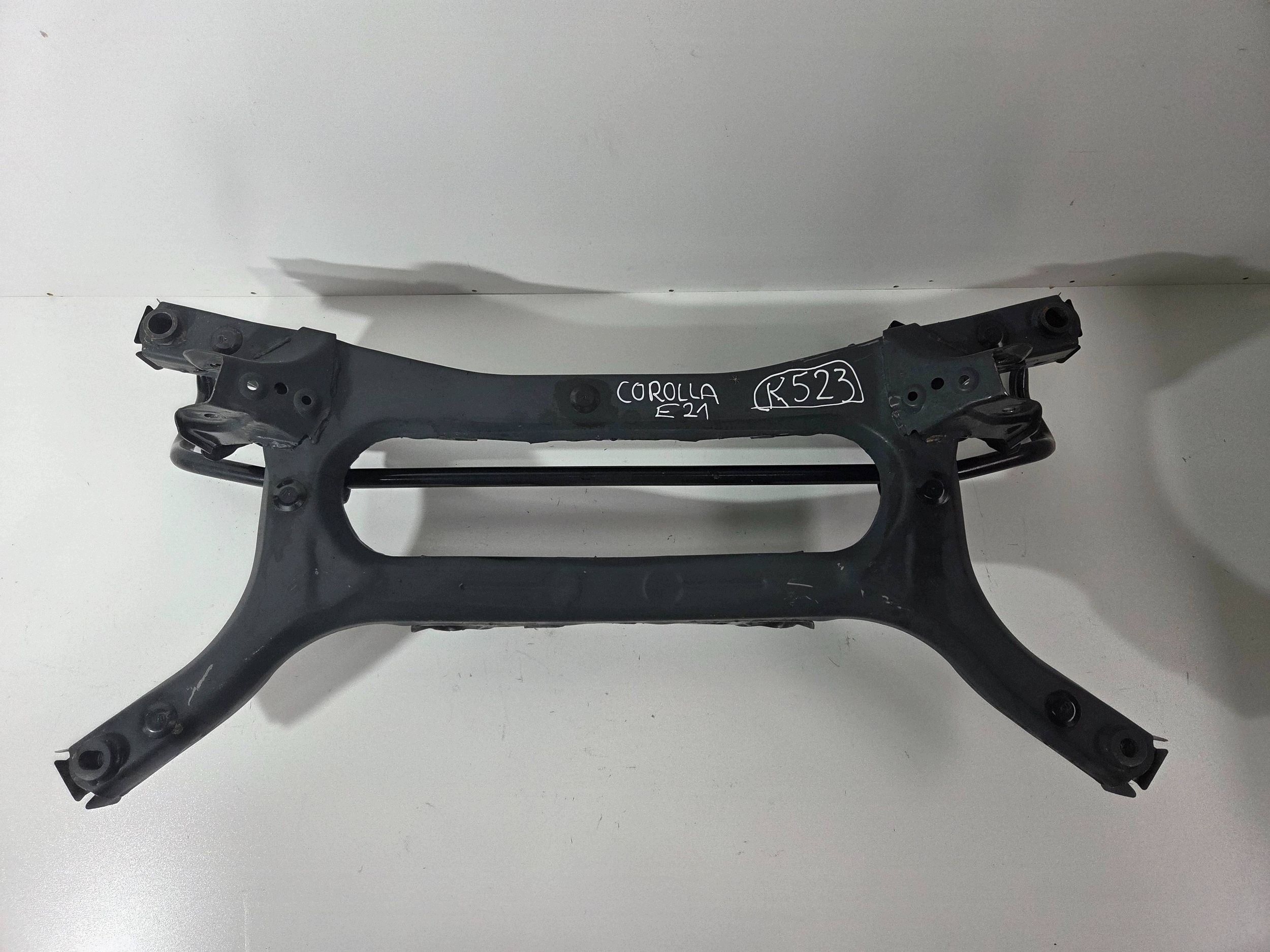 Toyota Corolla E21 axle beam rear. (K532)