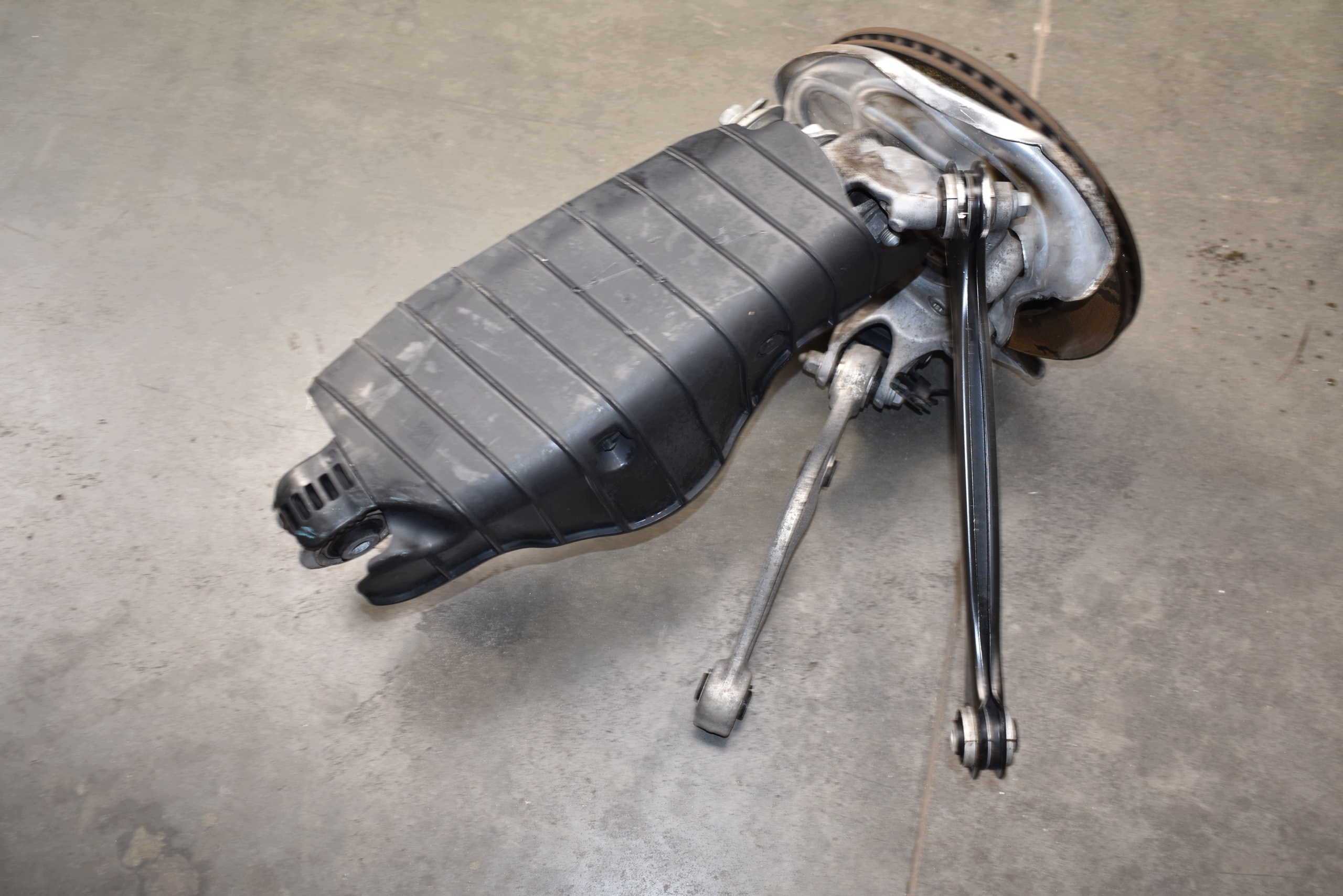 IDEALNE Achsträger heck hinten rechts AUDI A5 B10