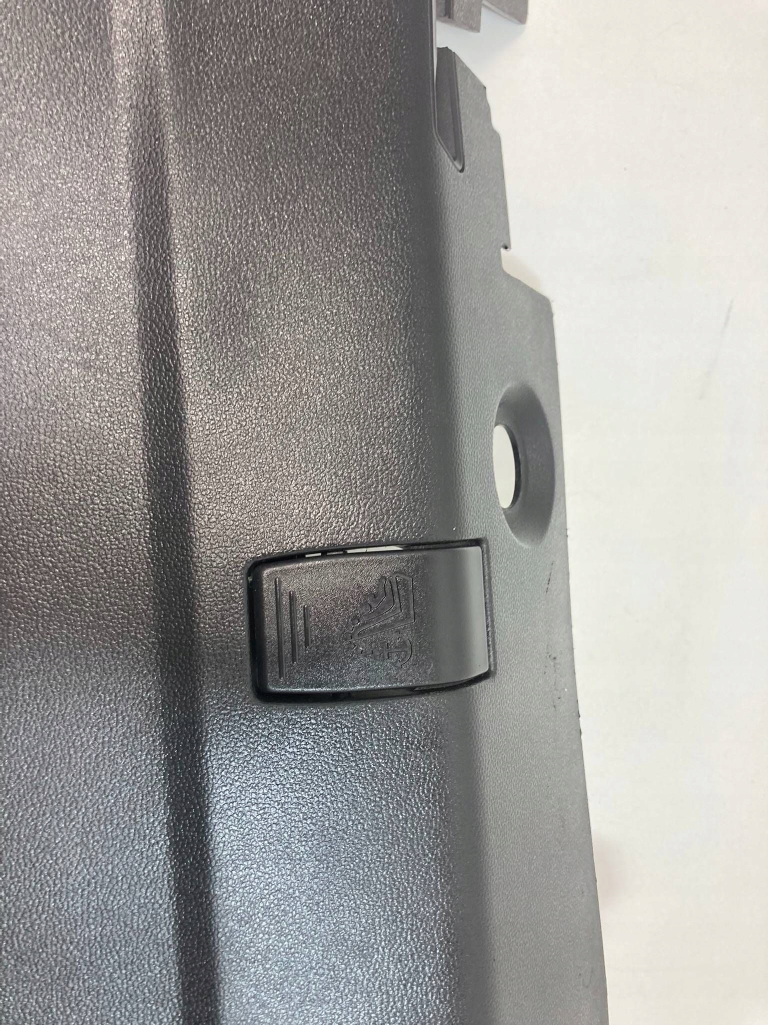 VW JETTA VII A7 USA plato boot 17A863413