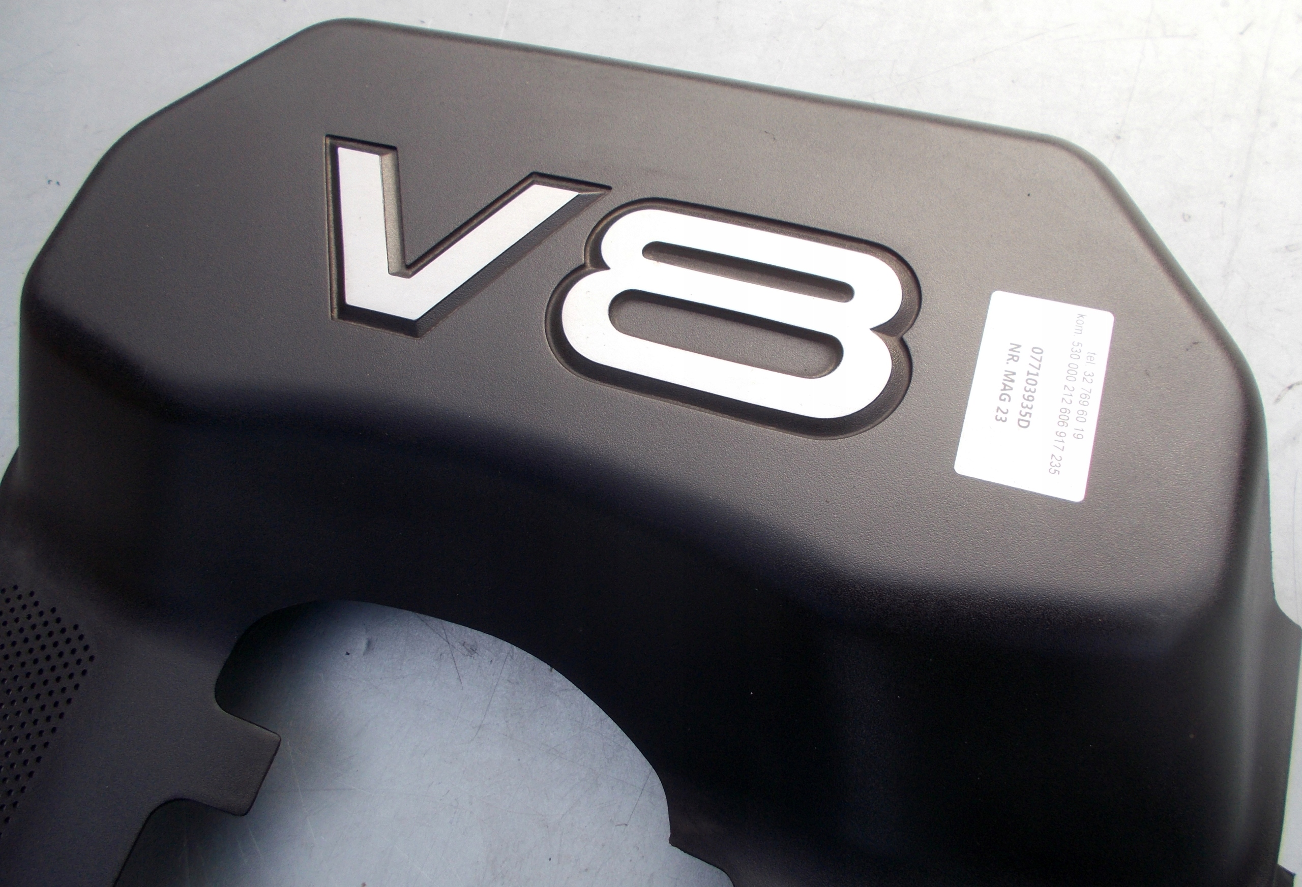 AUDI A8 D2 3.7 OSŁONA POKRYWA SILNIKA 077103935D Numer katalogowy części 077103935D