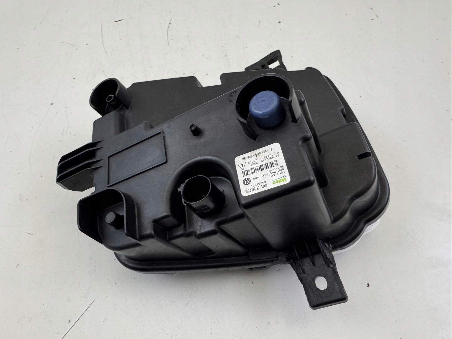 vw левый ГАЛОГЕН led 2GM941661A